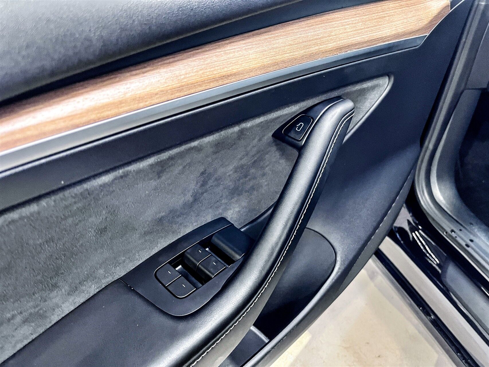 Billede af Tesla Model 3 EL Standard Range Plus 325HK Aut.