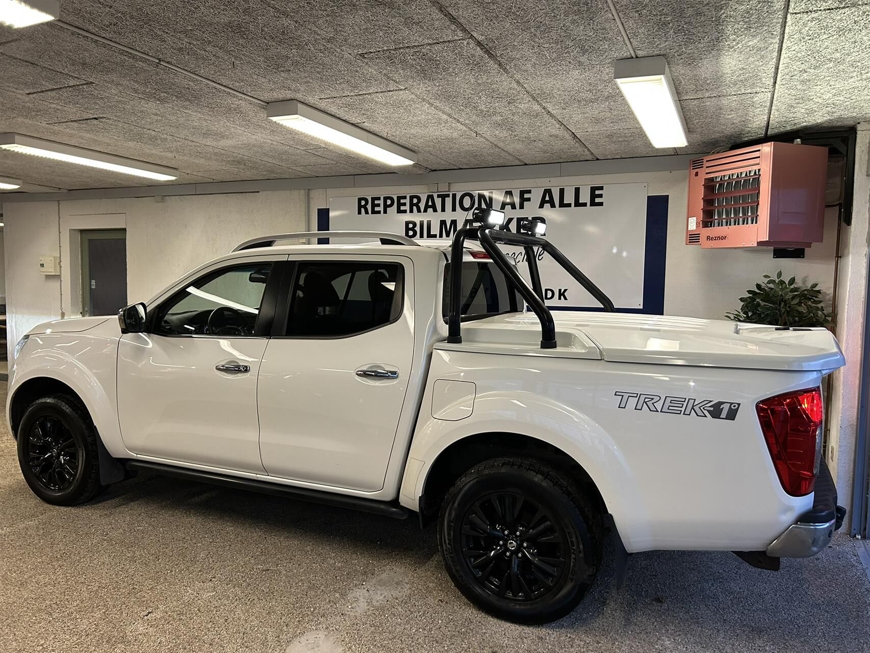 Billede af Nissan Navara Dob. Cab 2,3 DCi TREK-1 4x4 190HK DobKab 7g Aut.