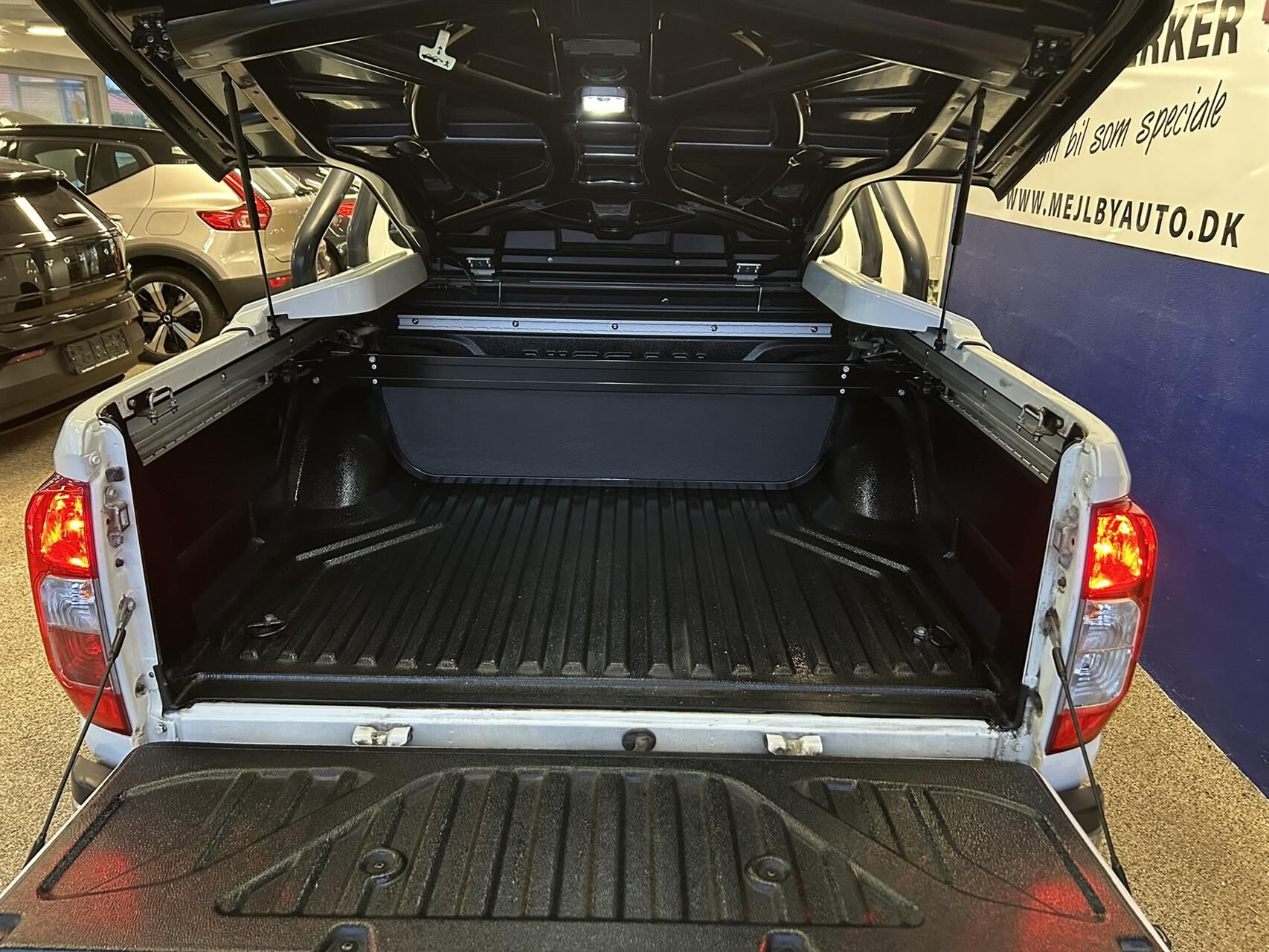 Billede af Nissan Navara Dob. Cab 2,3 DCi TREK-1 4x4 190HK DobKab 7g Aut.