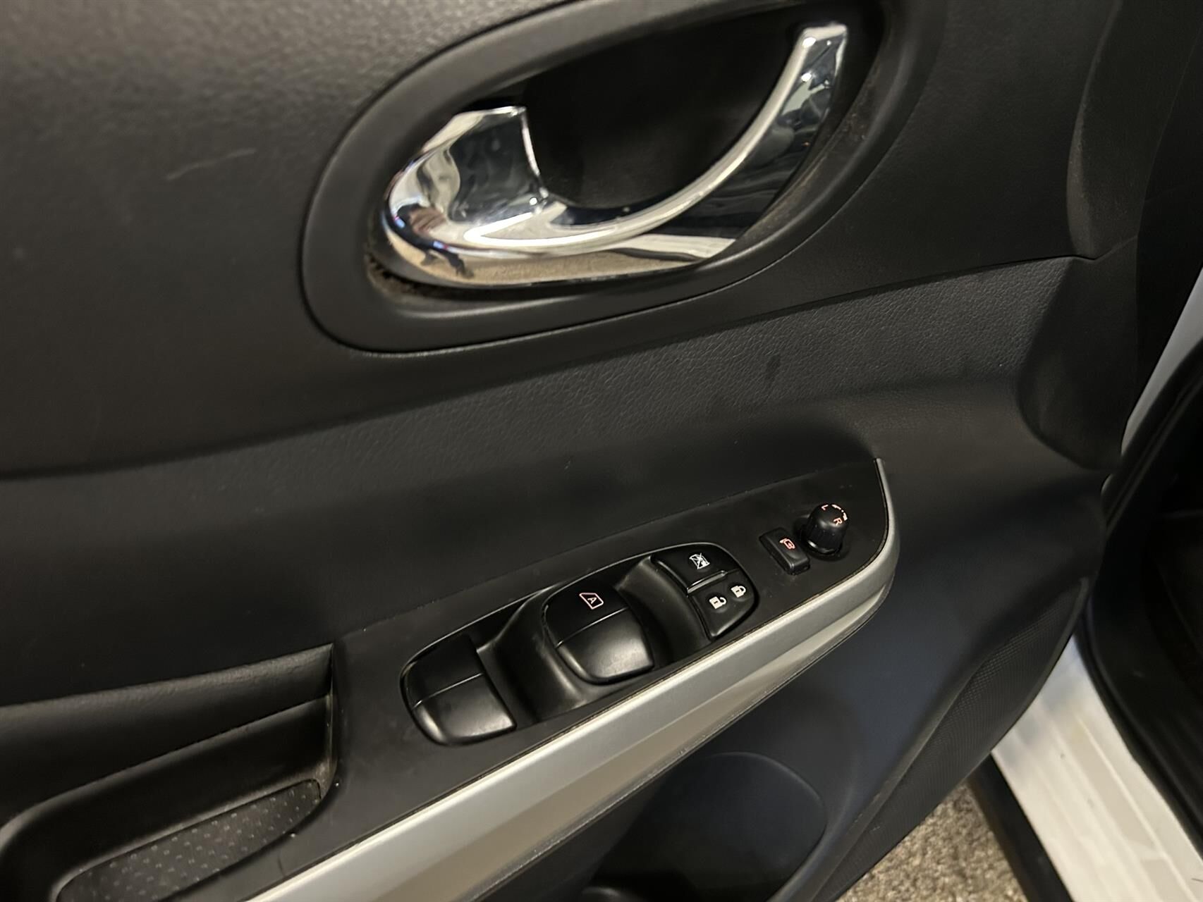 Billede af Nissan Navara Dob. Cab 2,3 DCi TREK-1 4x4 190HK DobKab 7g Aut.