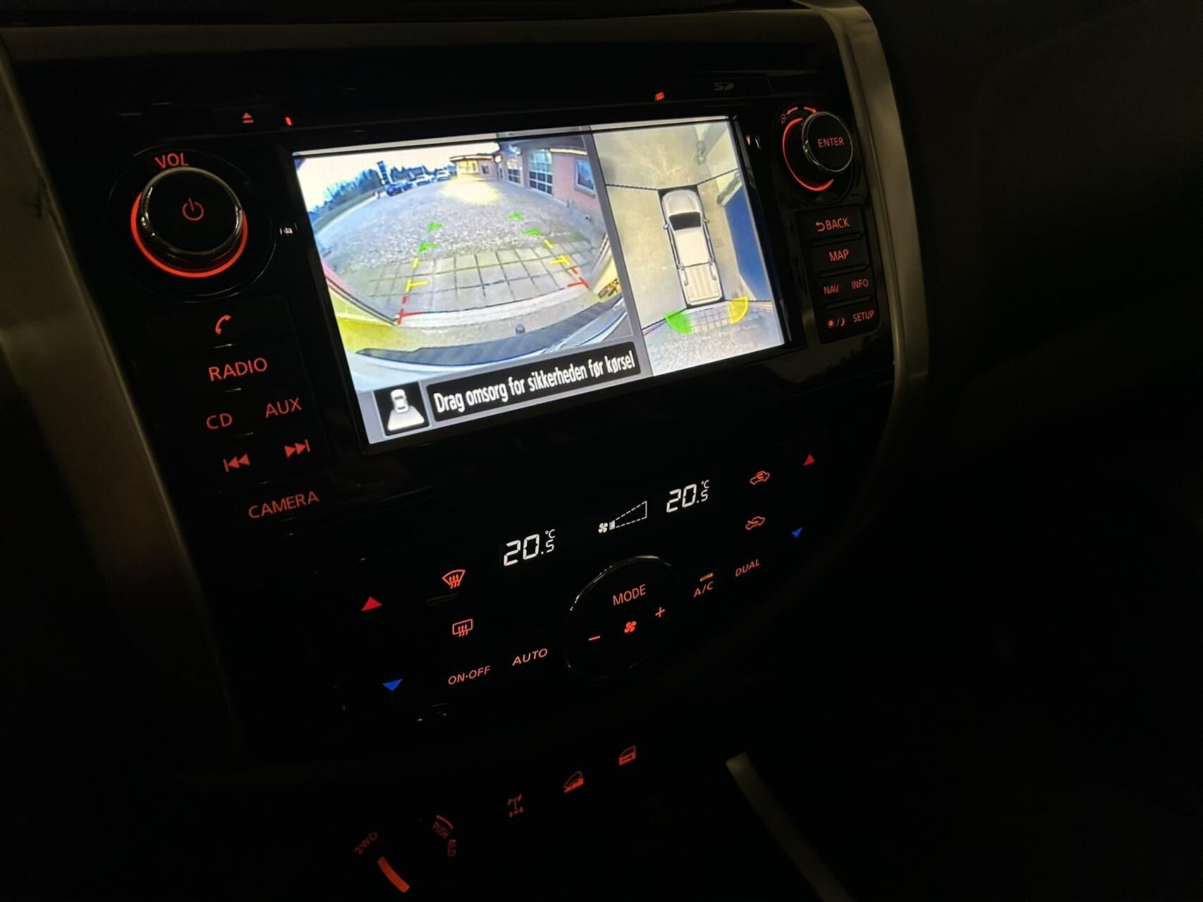 Billede af Nissan Navara Dob. Cab 2,3 DCi TREK-1 4x4 190HK DobKab 7g Aut.