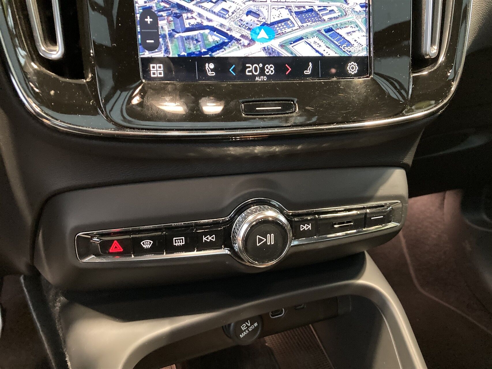 Billede af Volvo XC40 P6 Recharge Pro 231HK 5d Aut.