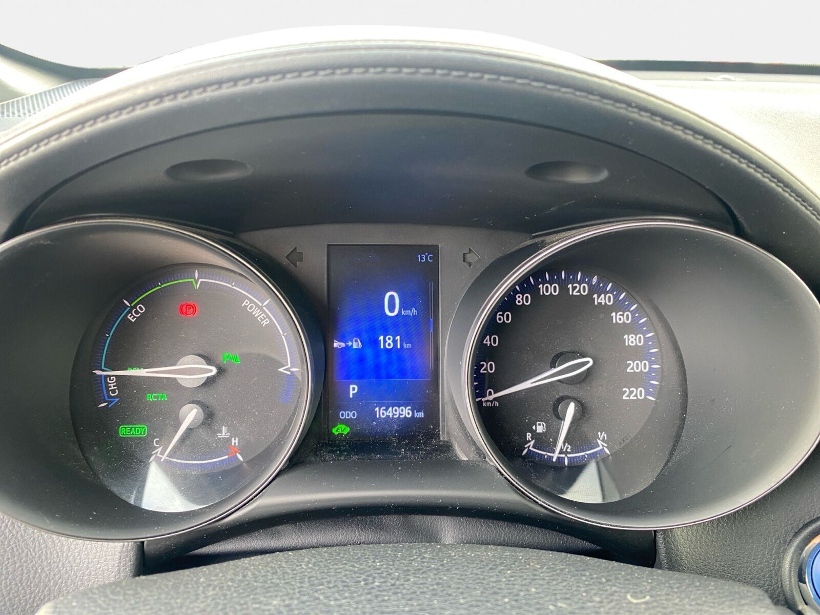 Billede af Toyota C-HR 1,8 Hybrid Premium Selected Bi-tone Multidrive S 122HK 5d Aut.