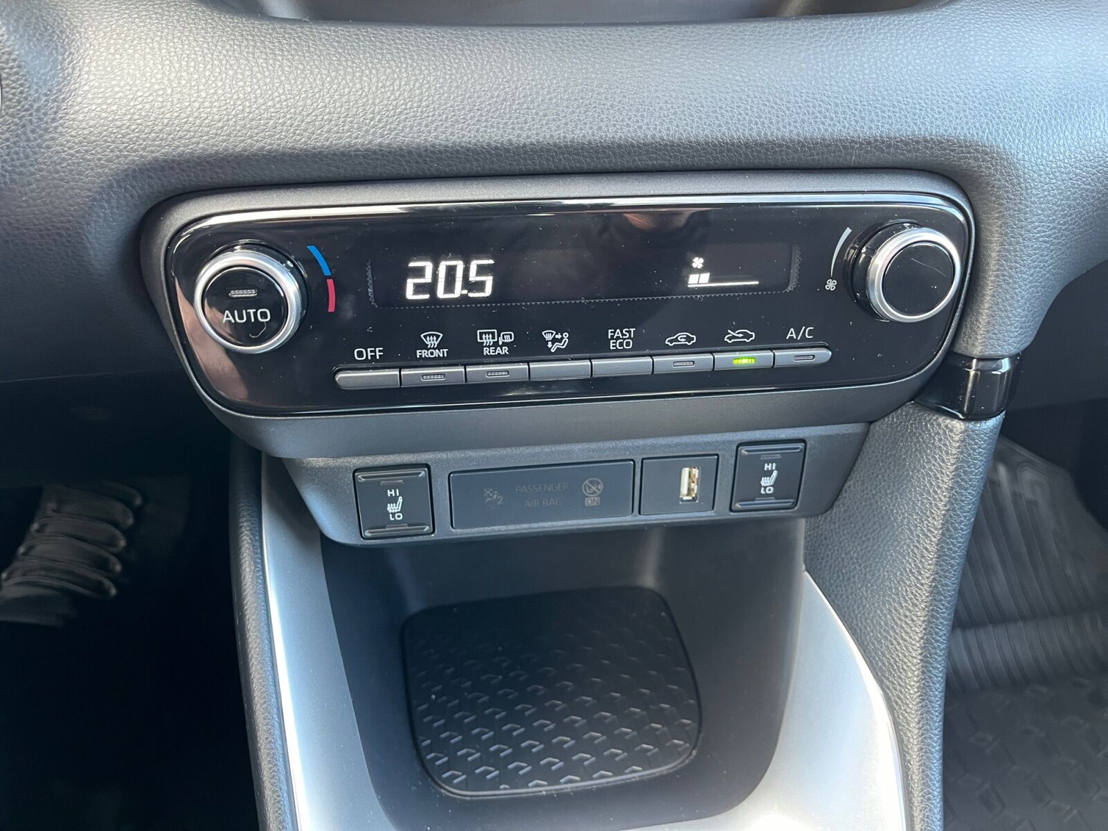 Billede af Toyota Yaris 1,5 VVT-I Active Technology 125HK 5d 6g