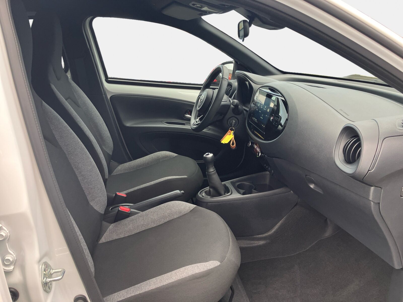 Billede af Toyota Aygo X 1,0 VVT-I Active 72HK 5d