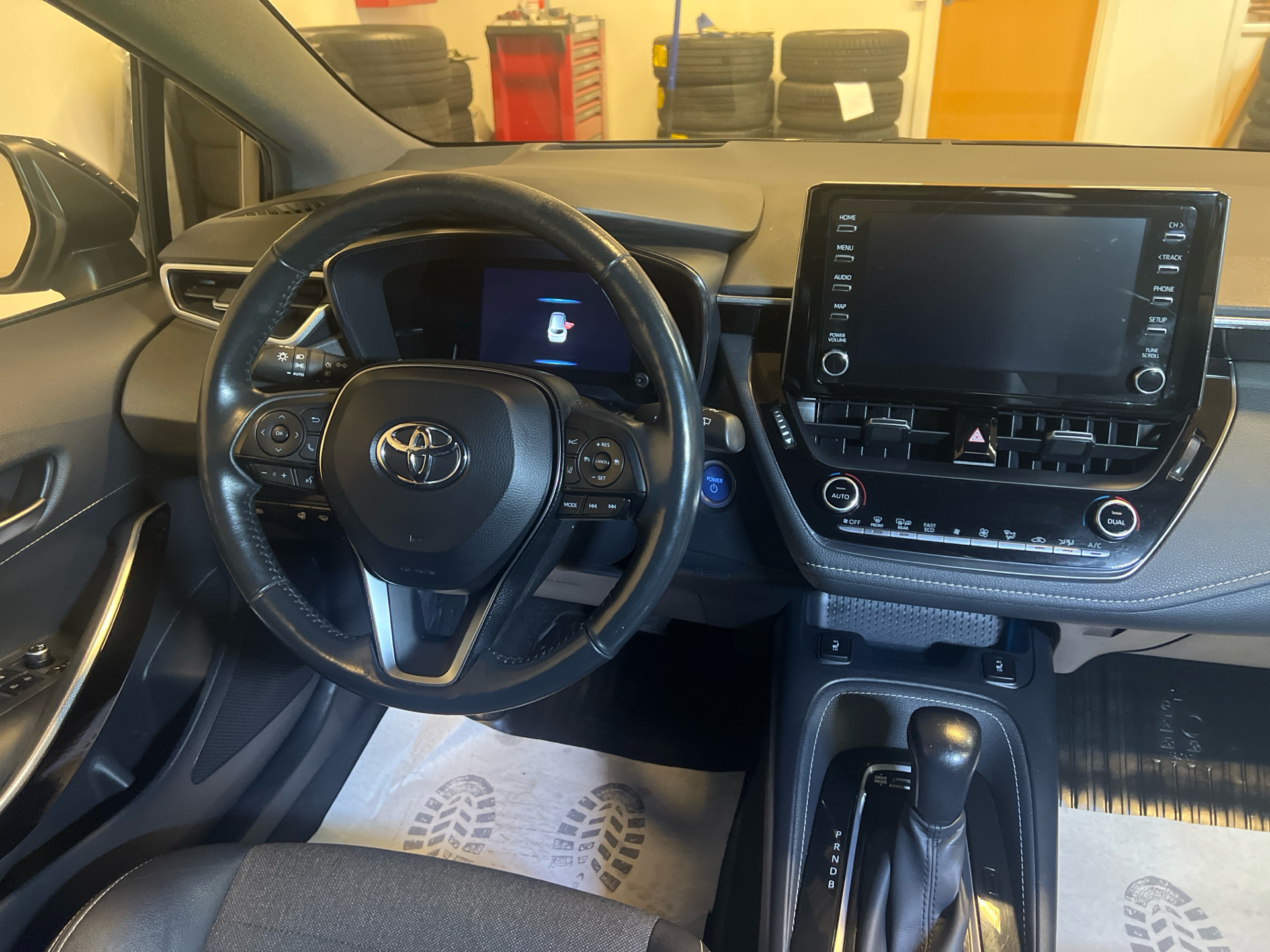 Billede af Toyota Corolla Touring Sports 1,8 Hybrid Active Premium E-CVT 122HK Stc Trinl. Gear