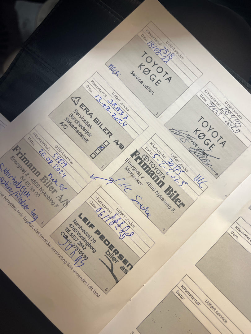 Billede af Toyota Corolla Touring Sports 1,8 Hybrid Active Premium E-CVT 122HK Stc Trinl. Gear