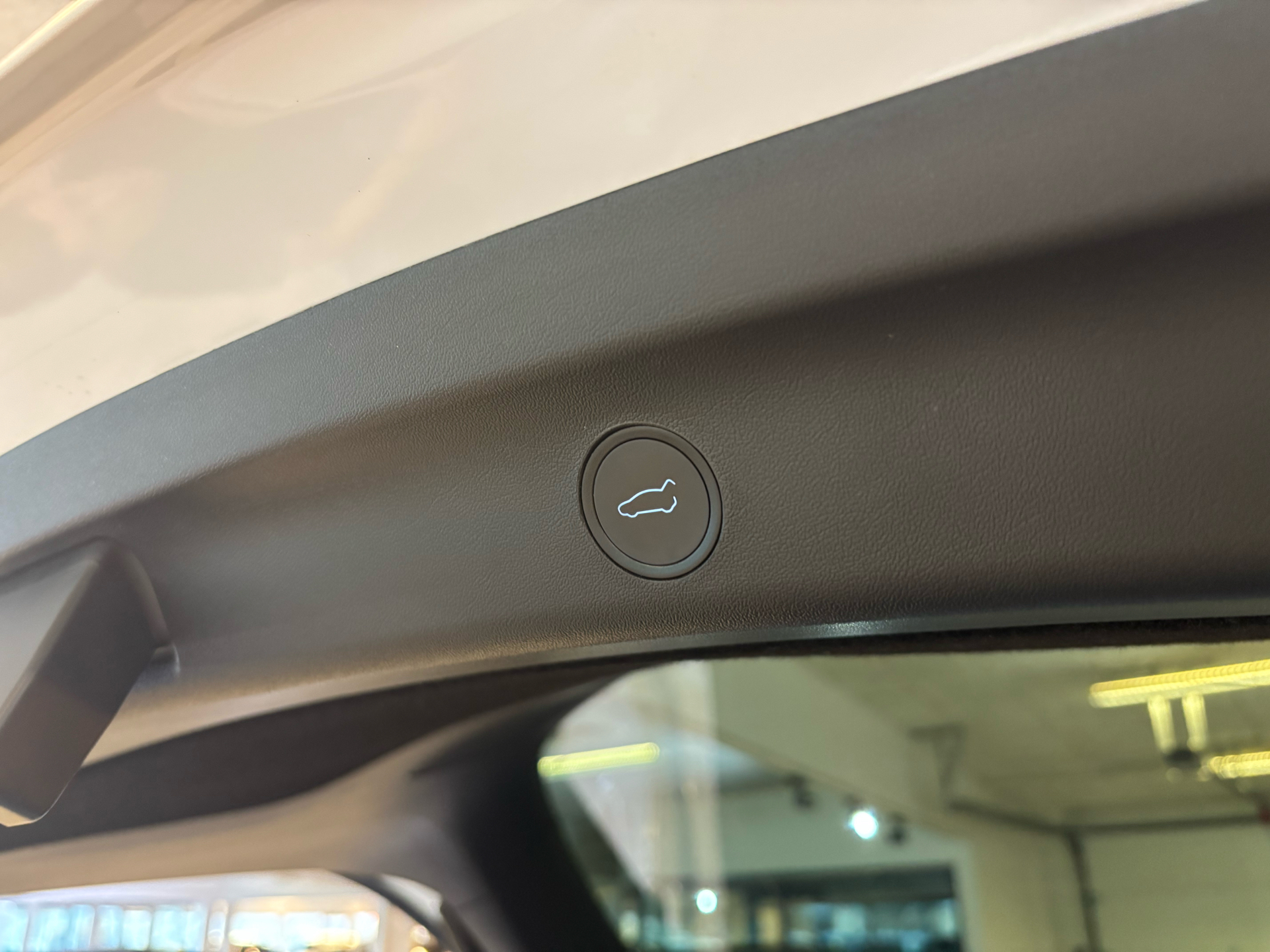 Billede af Tesla Model Y EL RWD 299HK 5d Aut.