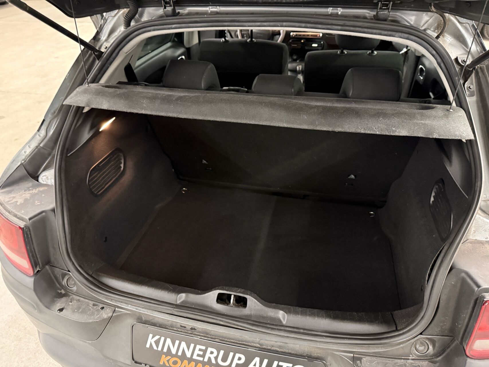 Billede af Citroën C4 Cactus 1,6 Blue HDi Feel Complet start/stop 100HK 5d