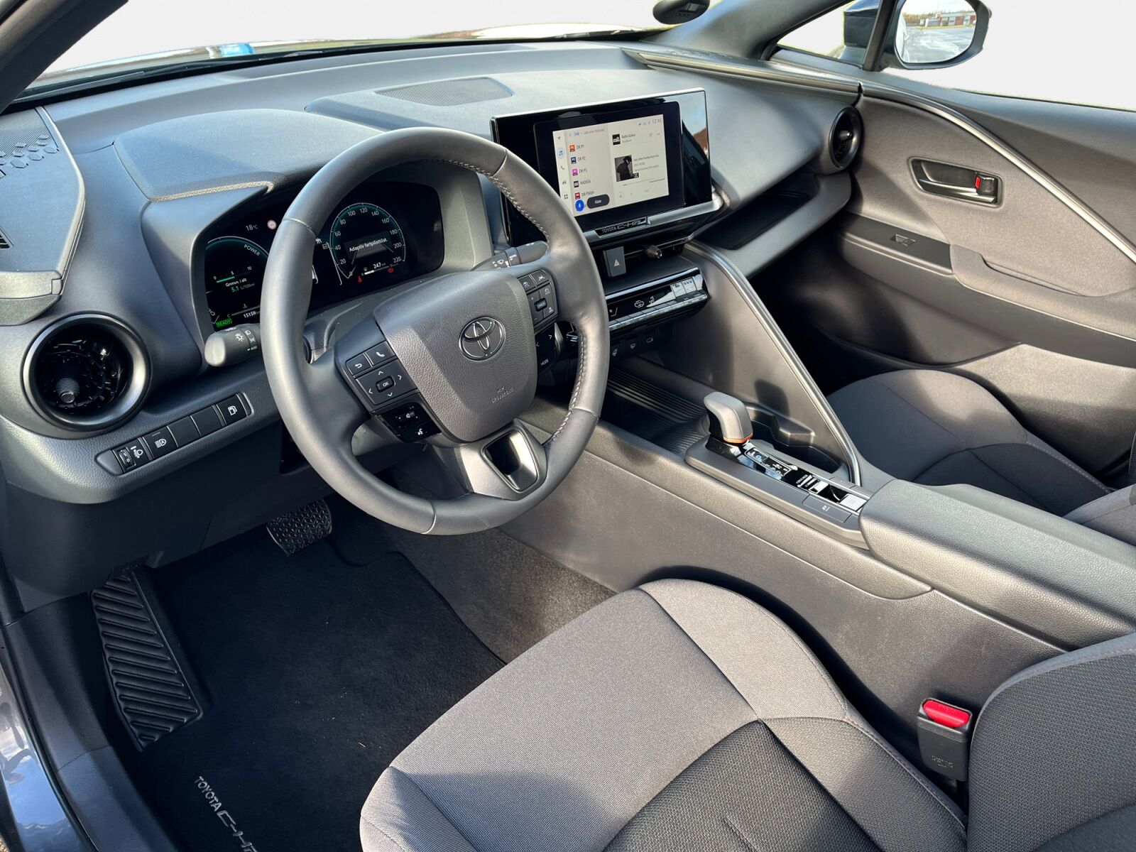 Billede af Toyota C-HR 1,8 Hybrid Style Multidrive S 140HK 5d 6g