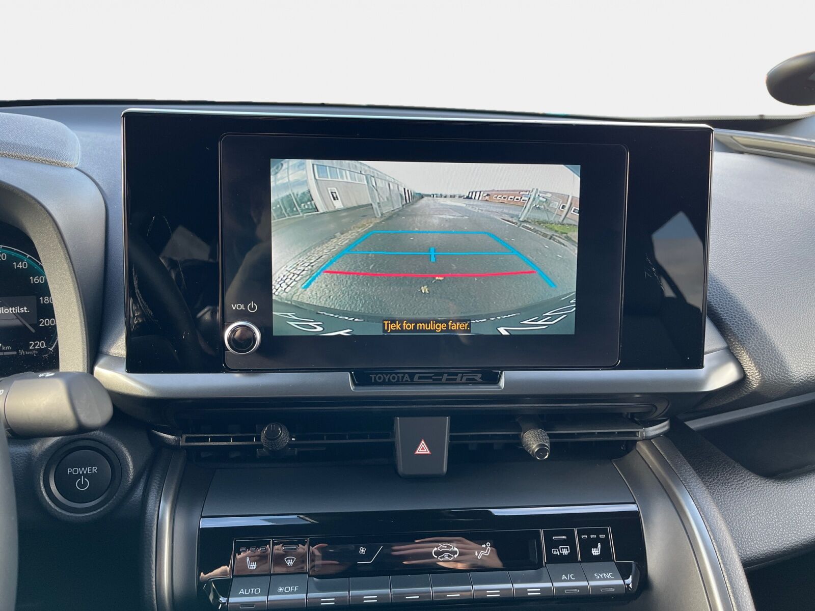 Billede af Toyota C-HR 1,8 Hybrid Style Multidrive S 140HK 5d 6g