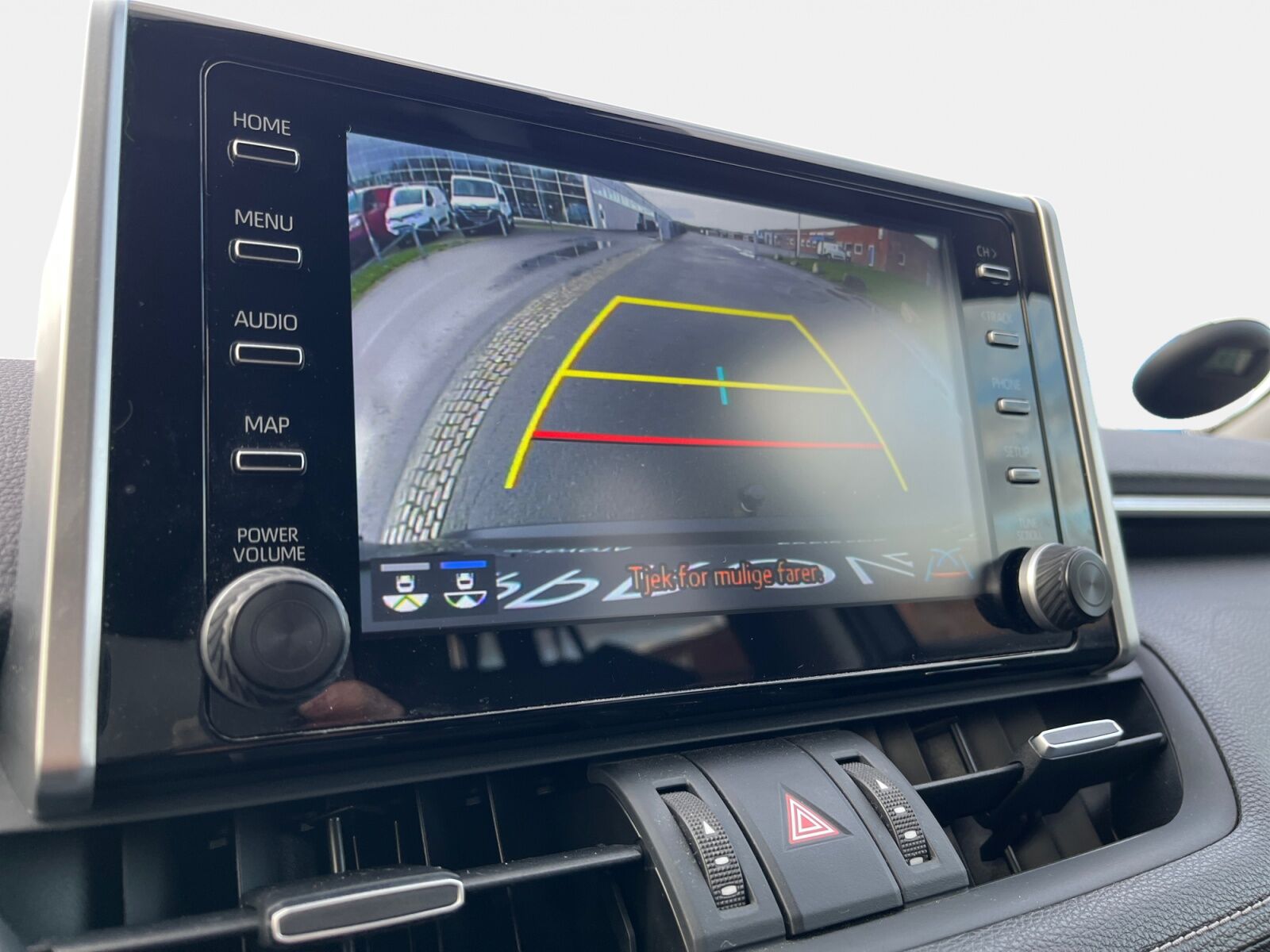 Billede af Toyota RAV4 2,5 Hybrid H3 Business 218HK 5d 6g Aut.