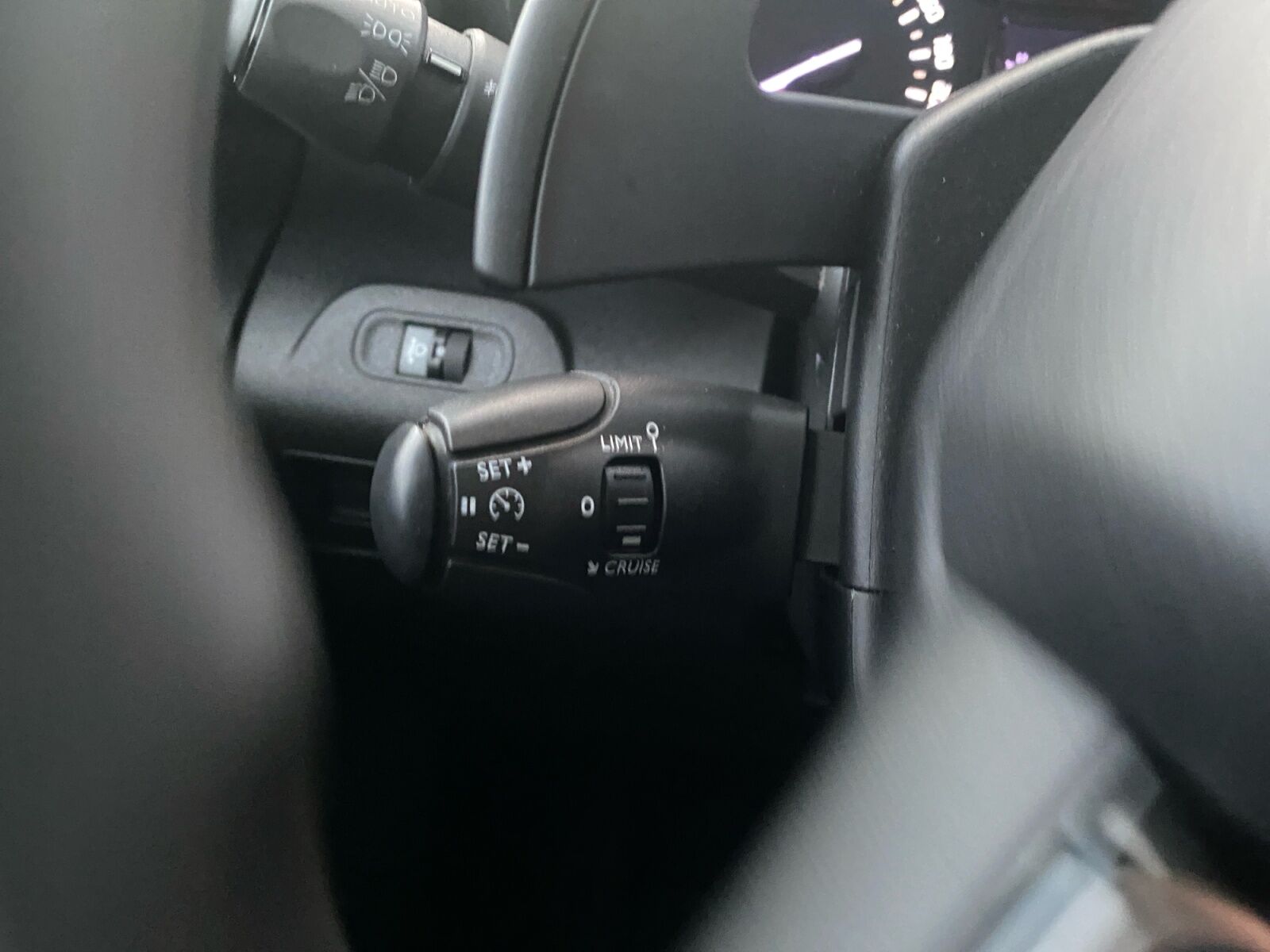 Billede af Toyota Proace City Long 1,5 D Comfort Smart Active Vision 130HK Van 8g Aut.