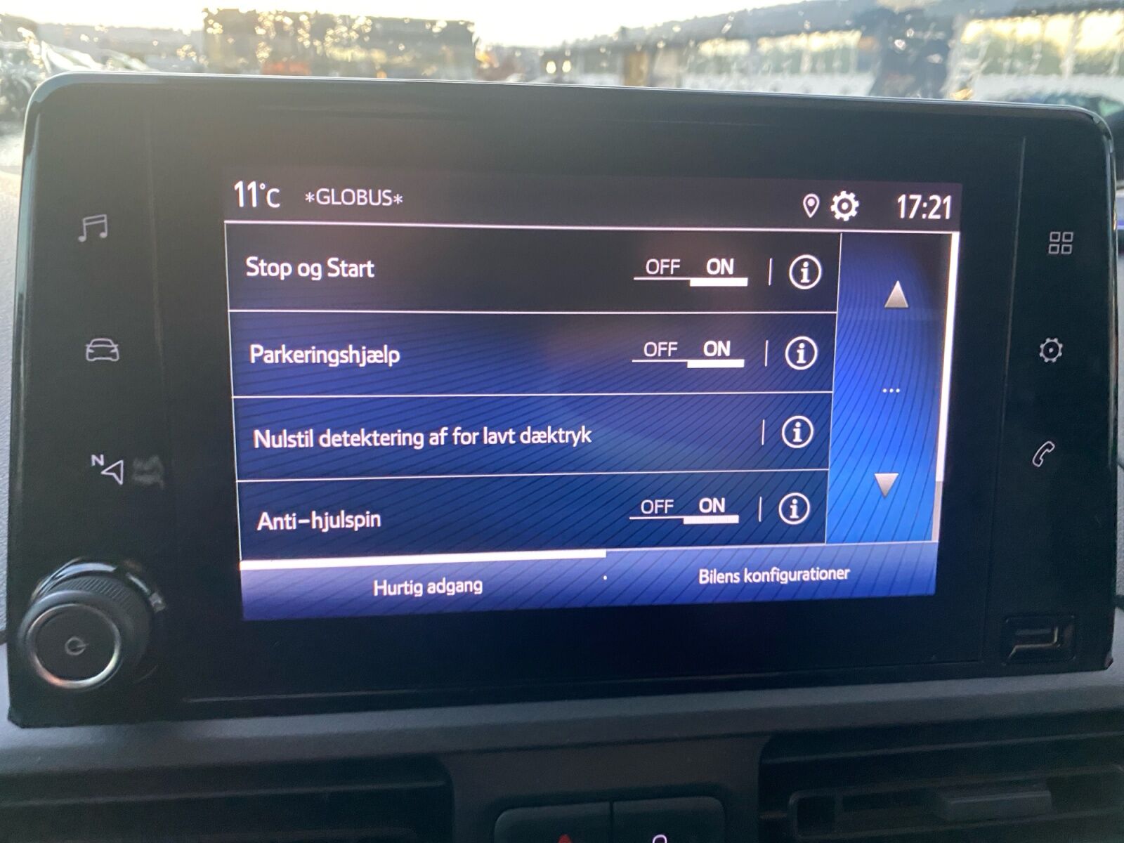 Billede af Toyota Proace City Long 1,5 D Comfort Smart Active Vision 130HK Van 8g Aut.