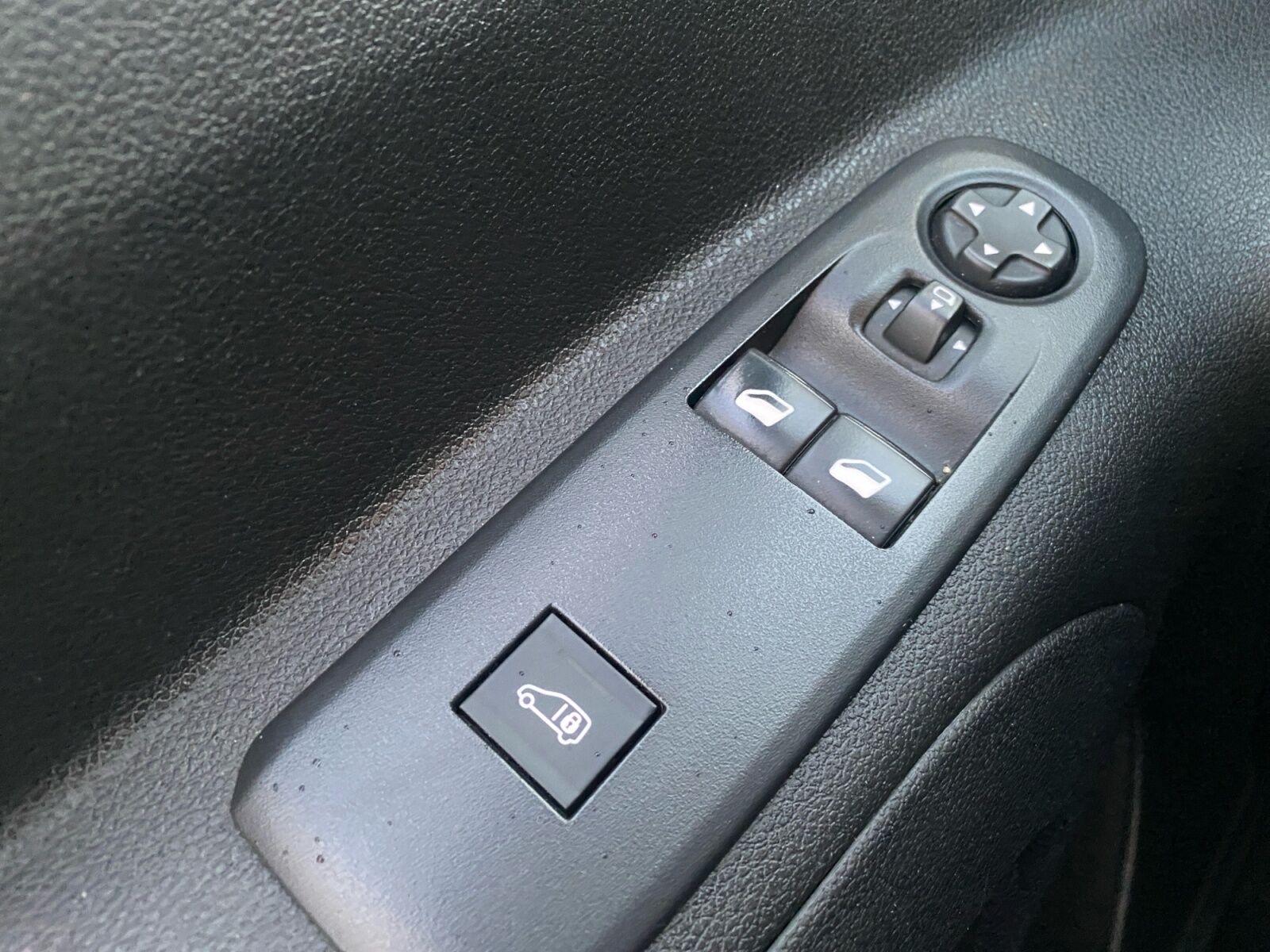 Billede af Toyota Proace City Long 1,5 D Comfort Smart Active Vision 130HK Van 8g Aut.