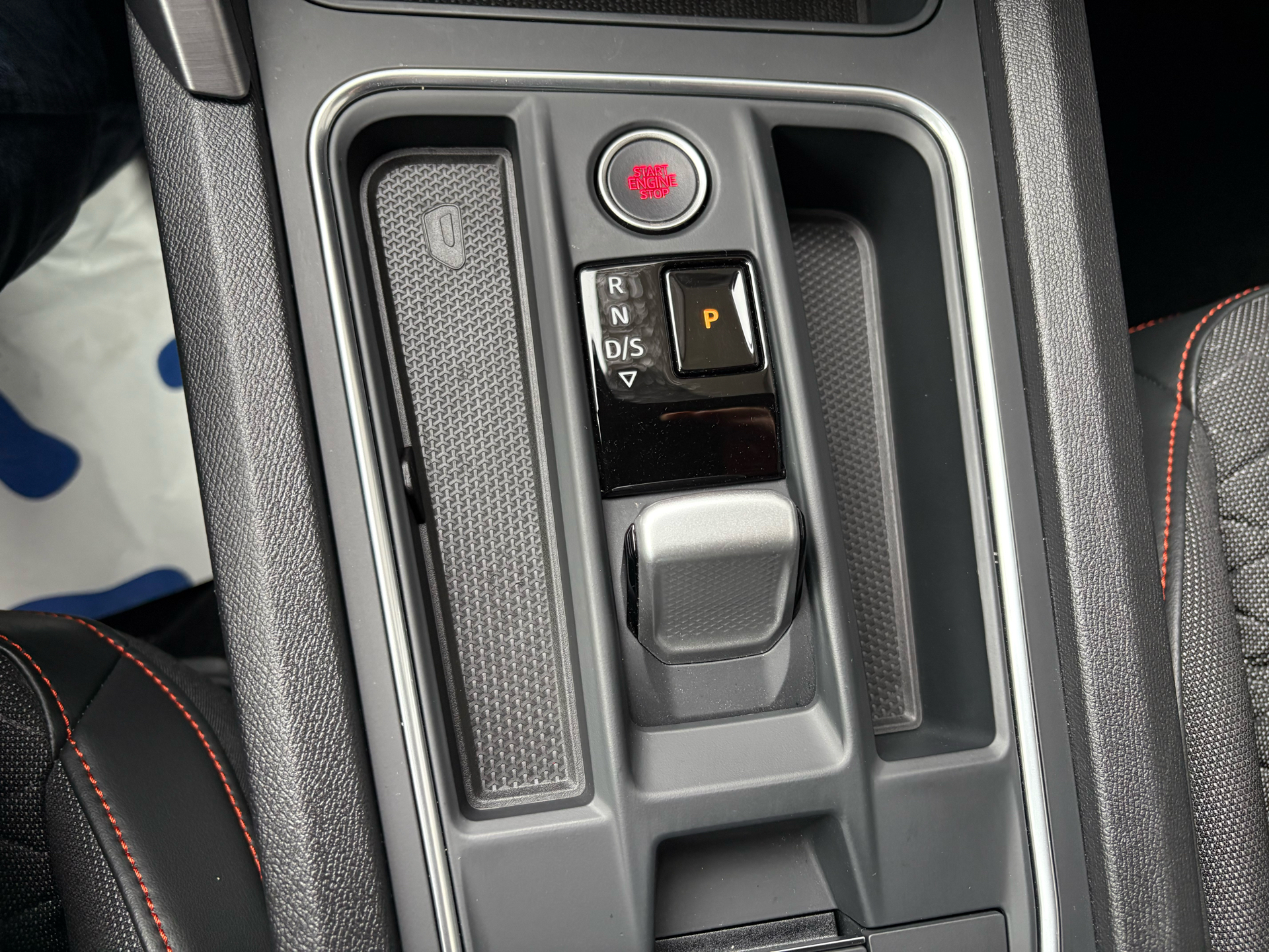 Billede af Seat Leon Sportstourer 1,5 e-TSI  Mild hybrid FR DSG 150HK Stc 7g Aut.