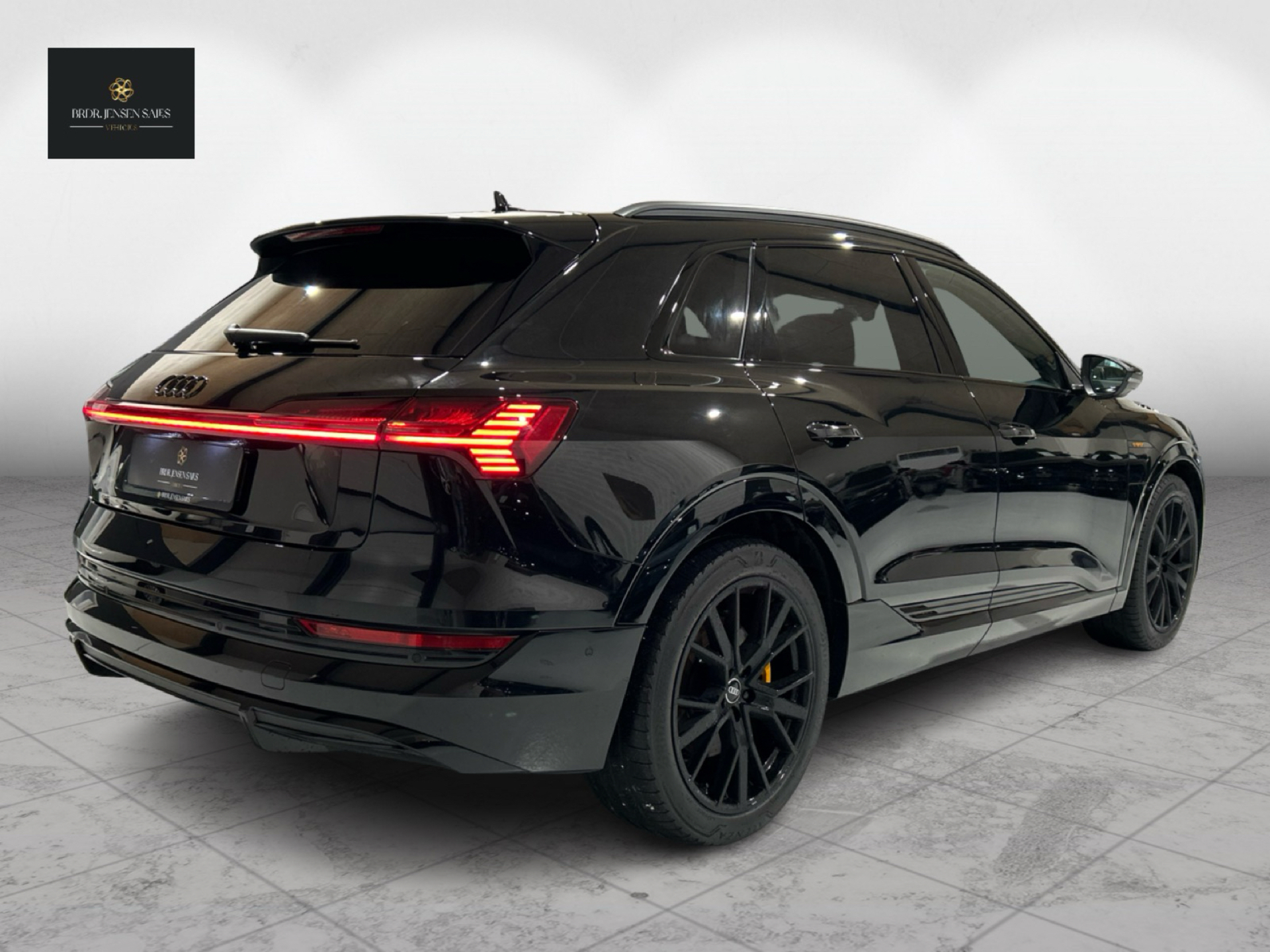 Billede af Audi E-tron 55 Black Edition Quattro 408HK 5d Aut. 