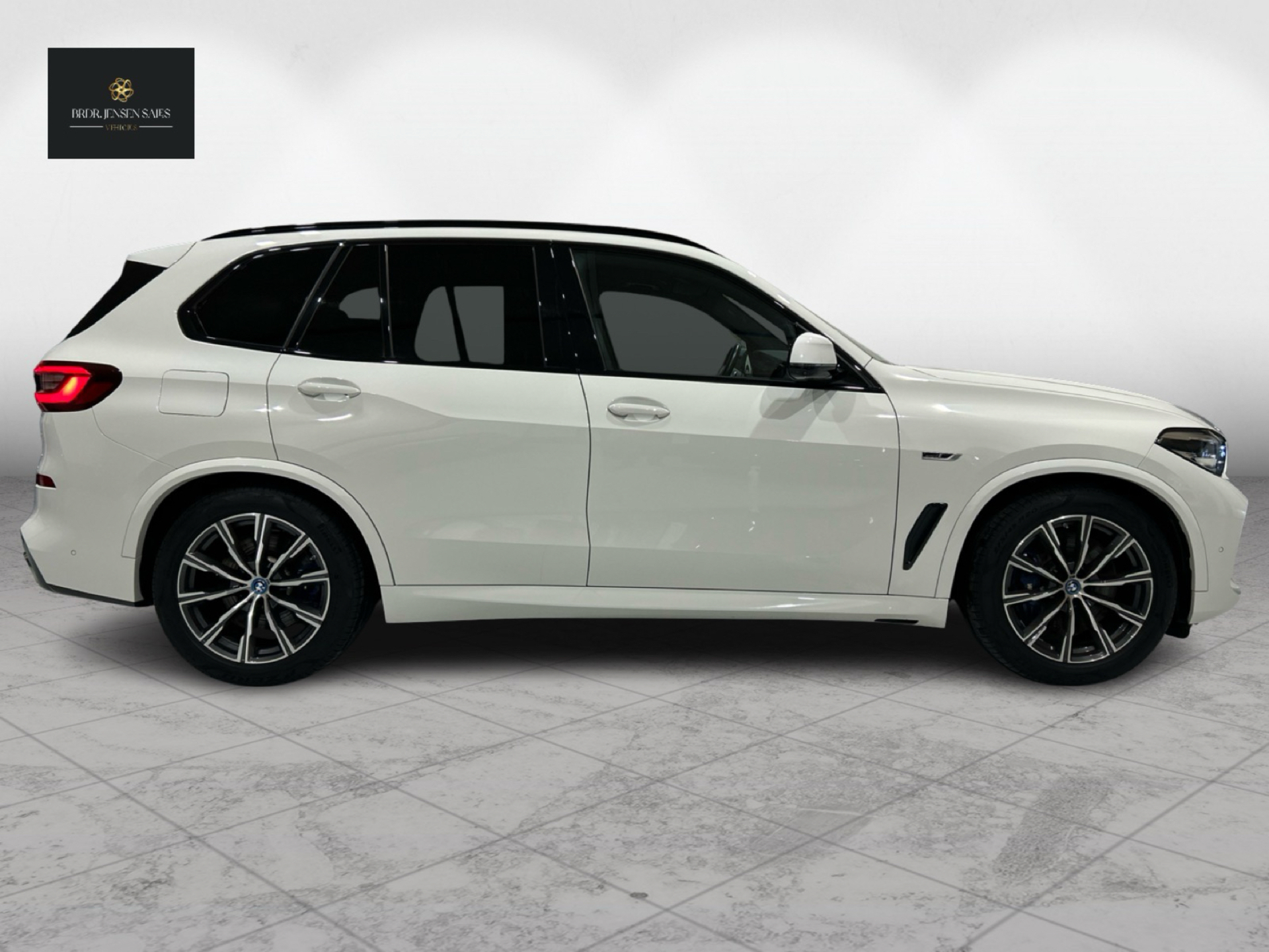 Billede af BMW X5 45e 3,0 Plugin-hybrid M-Sport XDrive Steptronic 399HK 5d 8g Aut.