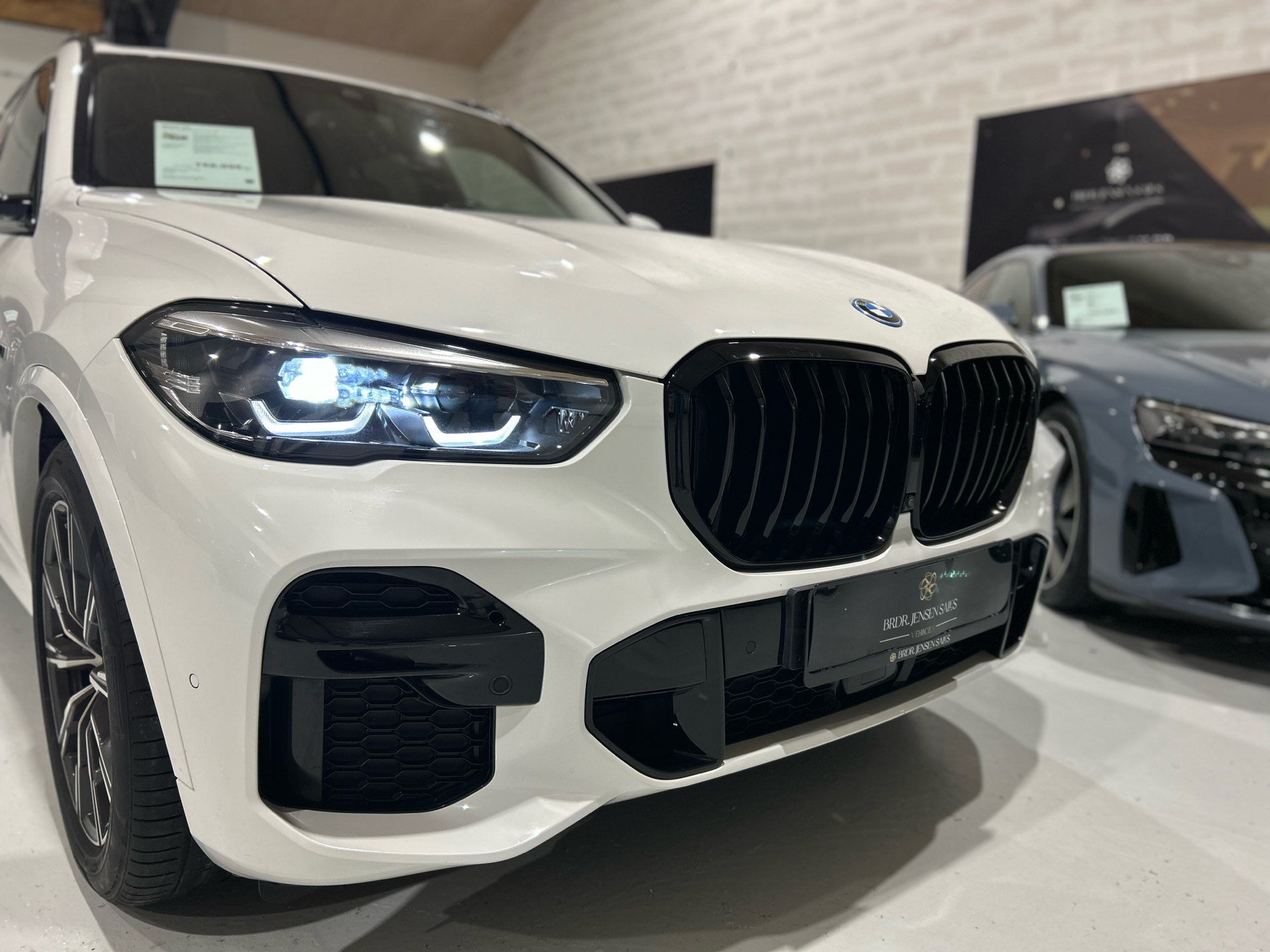 Billede af BMW X5 45e 3,0 Plugin-hybrid M-Sport XDrive Steptronic 399HK 5d 8g Aut.