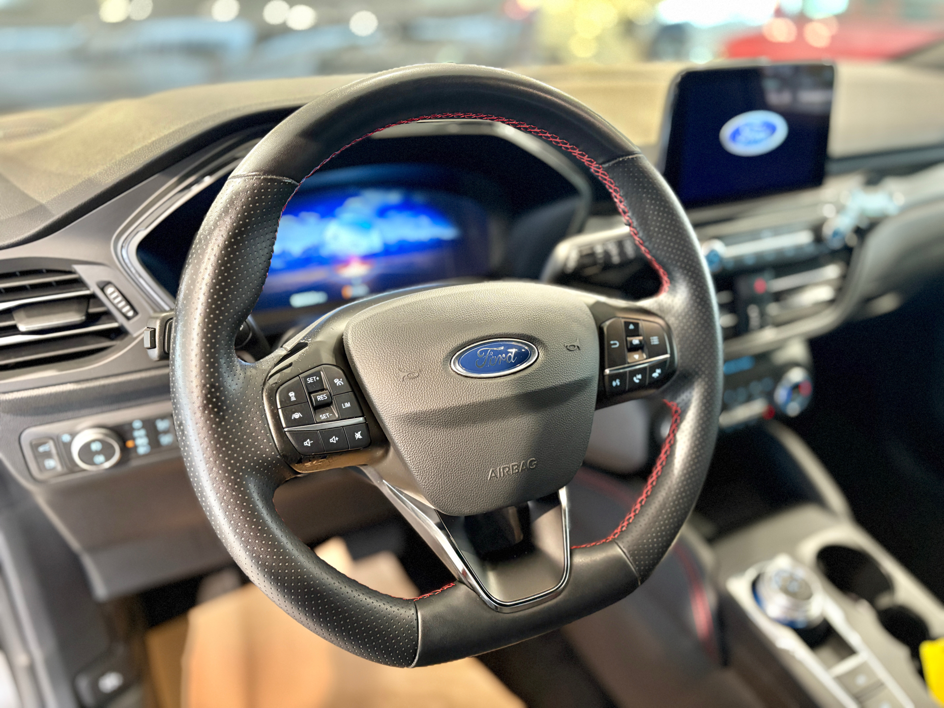 Billede af Ford Kuga 2,5 Plugin-hybrid ST-Line X CVT 225HK 5d Trinl. Gear