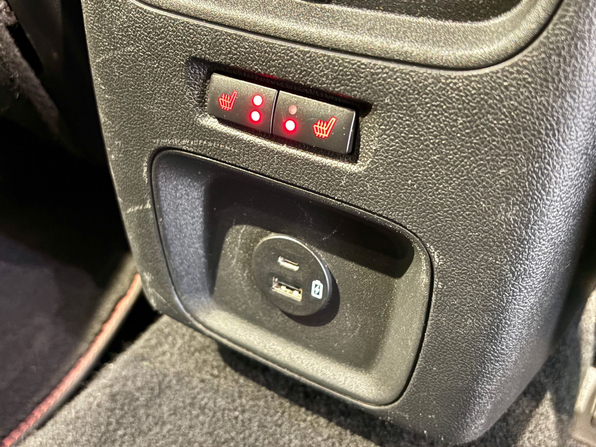 Billede af Ford Kuga 2,5 Plugin-hybrid ST-Line X CVT 225HK 5d Trinl. Gear