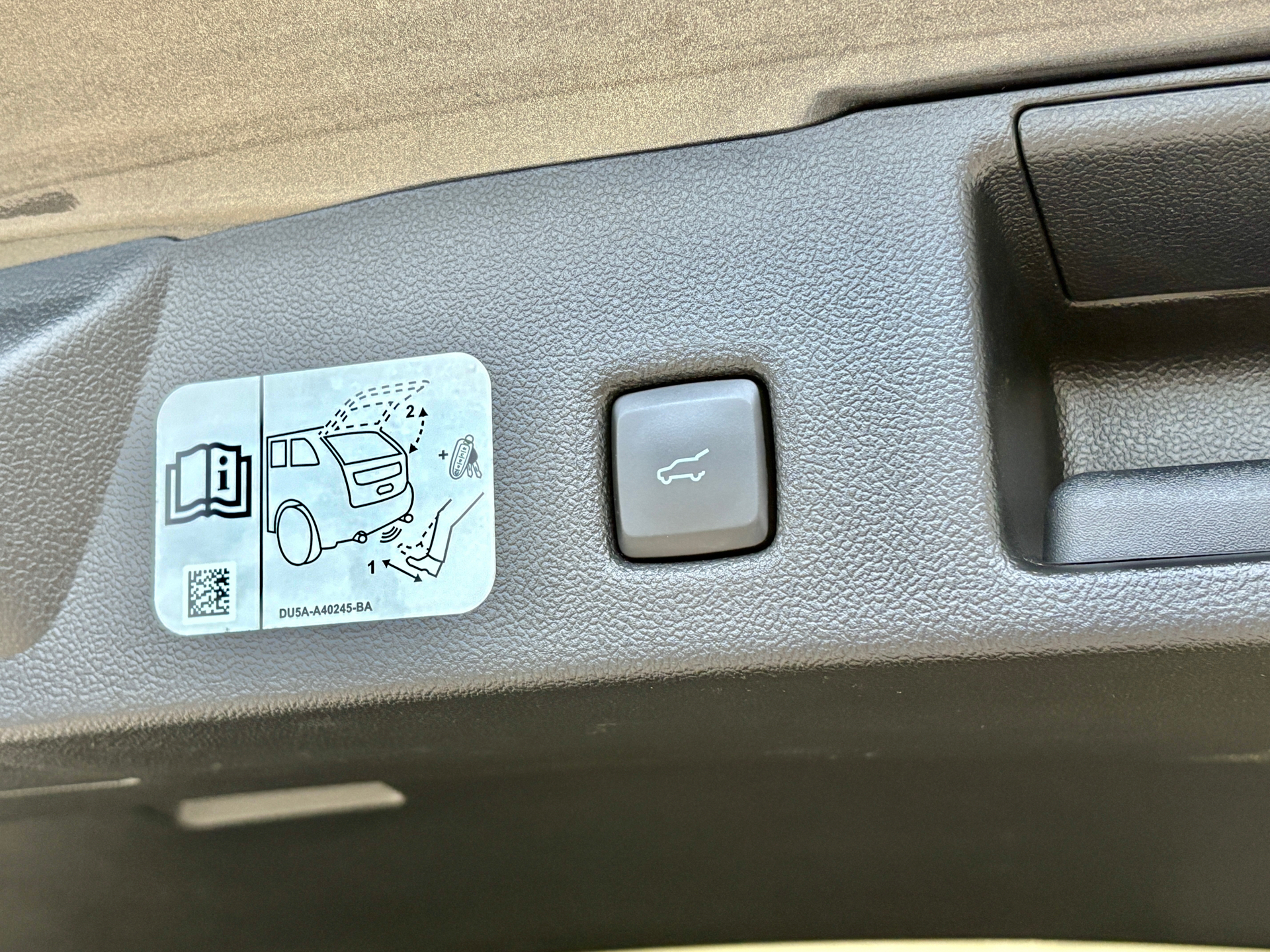 Billede af Ford Kuga 2,5 Plugin-hybrid ST-Line X CVT 225HK 5d Trinl. Gear