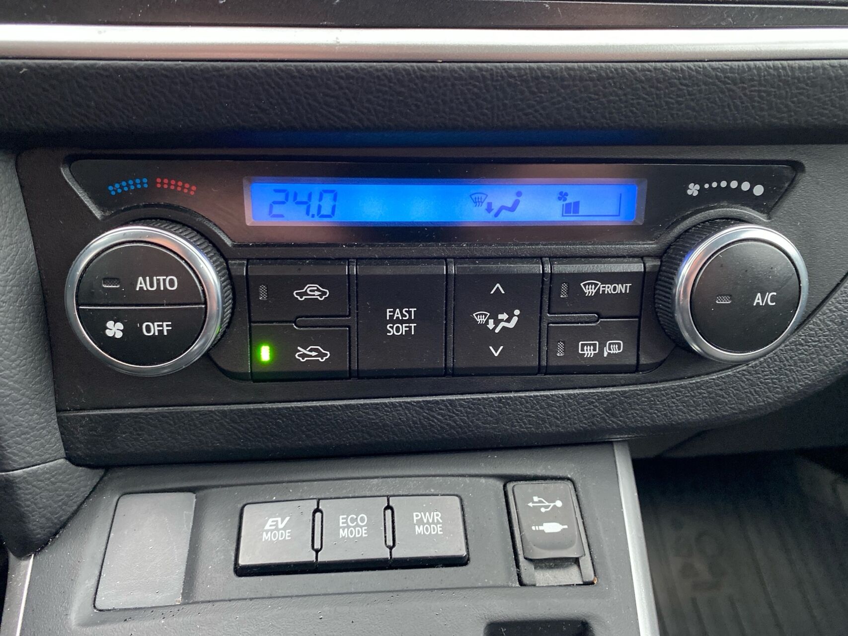 Billede af Toyota Auris 1,8 VVT-I  Hybrid H2 Premium E-CVT 136HK 5d Aut.