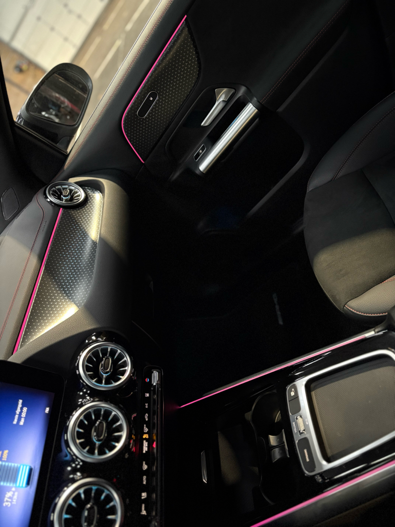 Billede af Mercedes-Benz EQA 350 EL AMG Advance 4Matic 292HK 5d Aut.