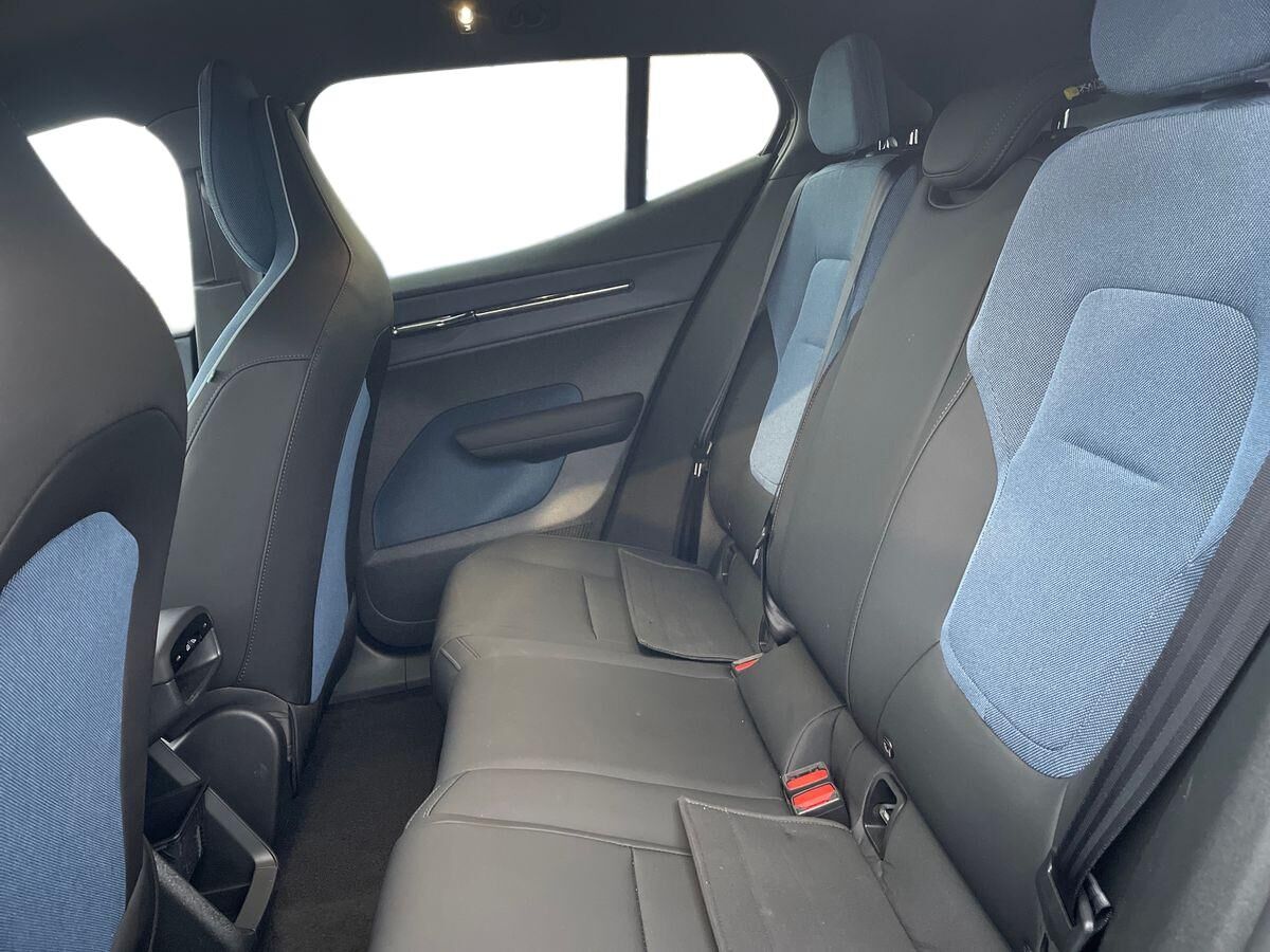 Billede af Volvo EX30 Single Motor Extended Range Plus 272HK 5d Aut.