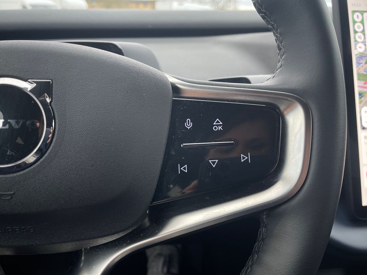 Billede af Volvo EX30 Single Motor Extended Range Plus 272HK 5d Aut.