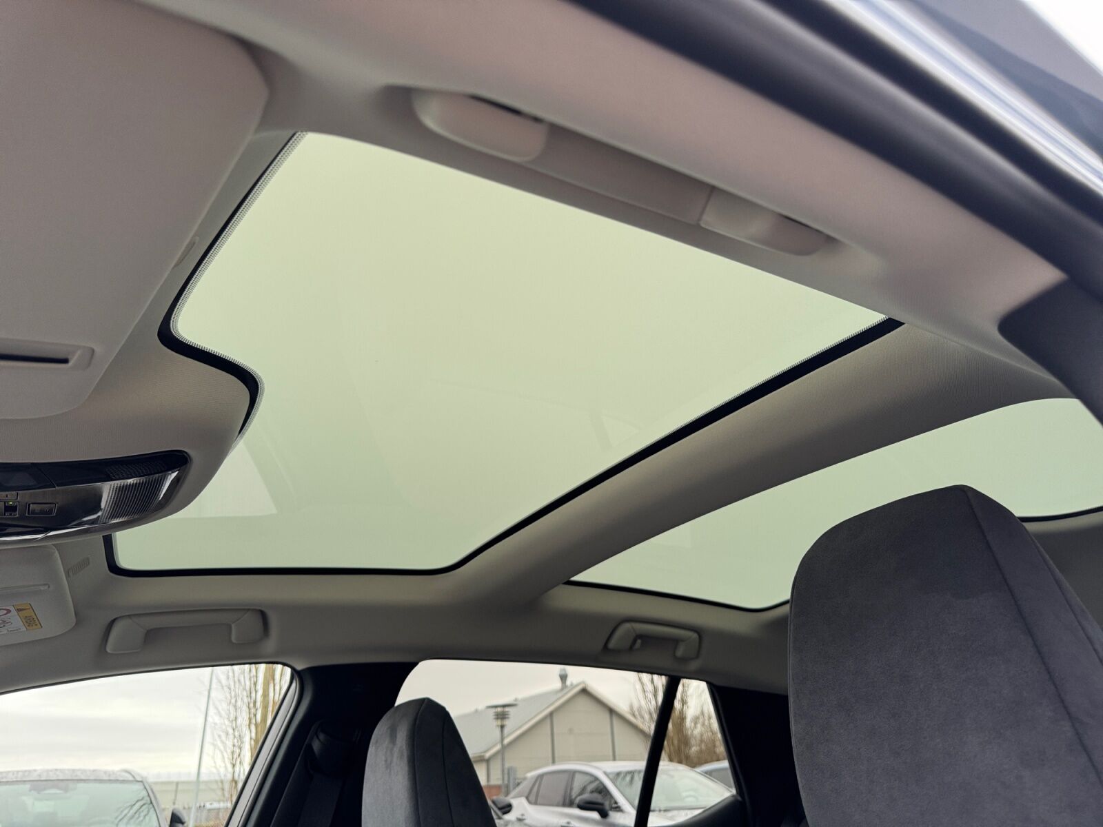 Billede af Lexus RZ 300e EL Luxury 204HK 4d Aut.