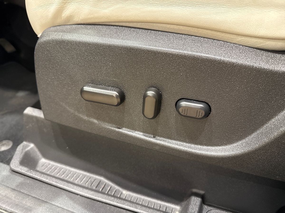 Billede af Ford Kuga 1,5 EcoBoost Vignale Attack AWD 182HK 5d 6g Aut.