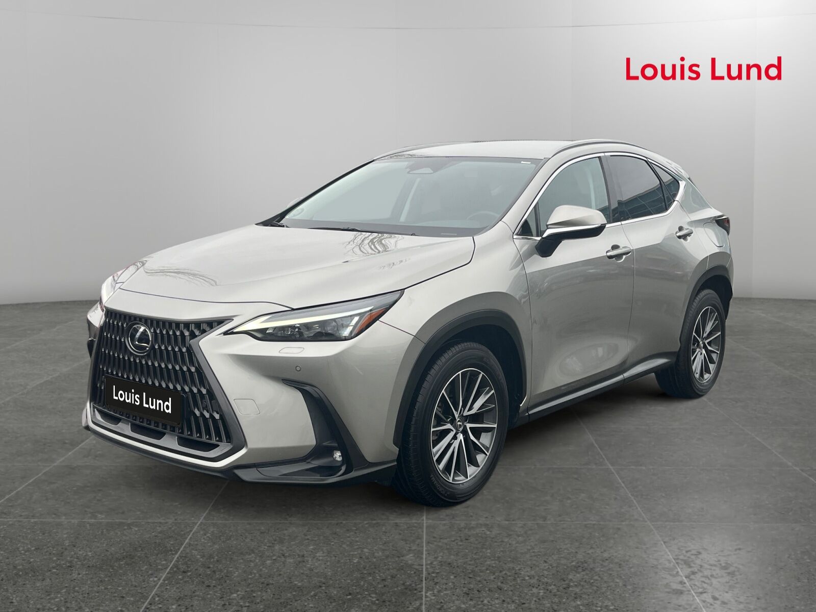 Billede af Lexus NX 450h+ 2,5 Plugin-hybrid Business Plus 4WD 309HK 5d Trinl. Gear