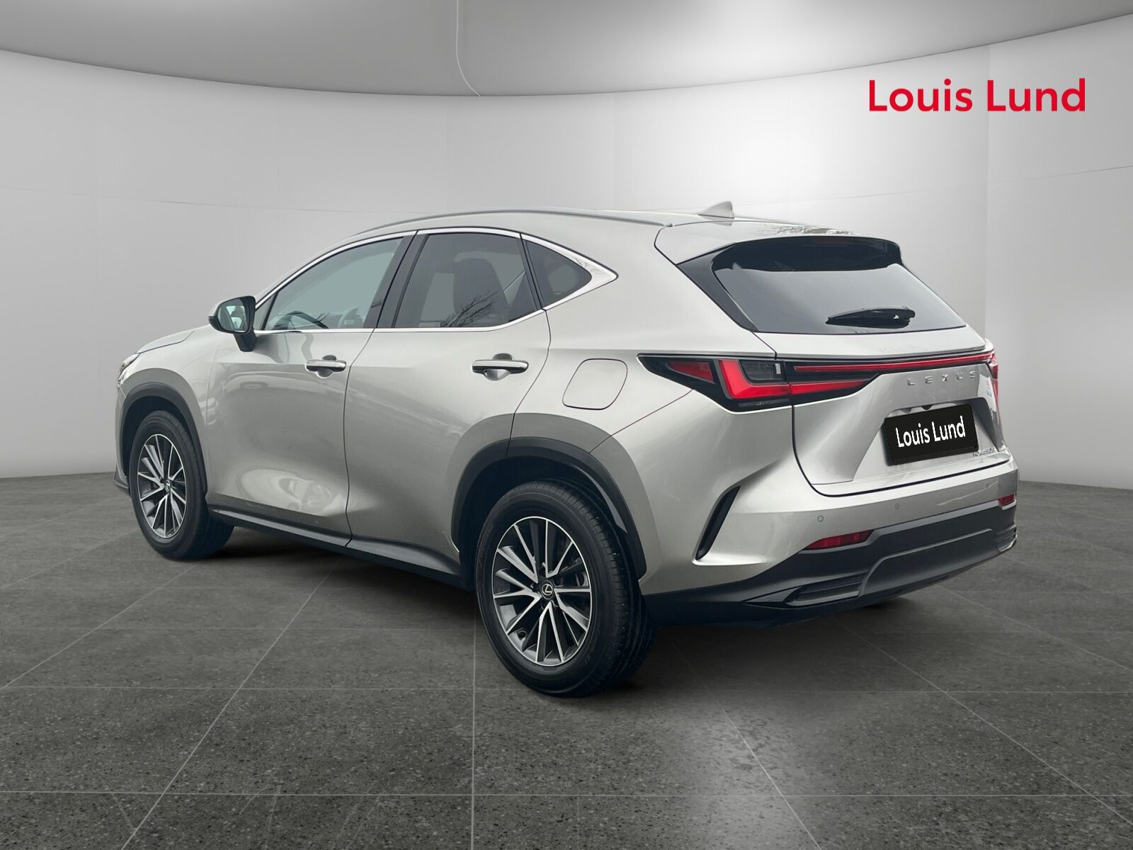 Billede af Lexus NX 450h+ 2,5 Plugin-hybrid Business Plus 4WD 309HK 5d Trinl. Gear