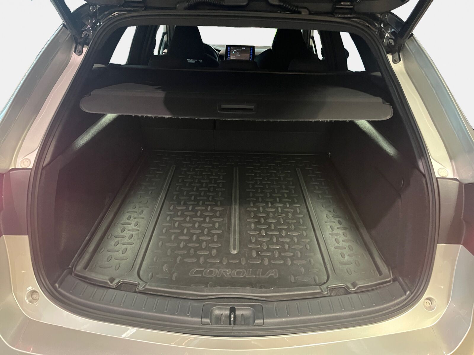 Billede af Toyota Corolla Touring Sports 2,0 Hybrid H3 Premium E-CVT 180HK Stc 6g Aut.