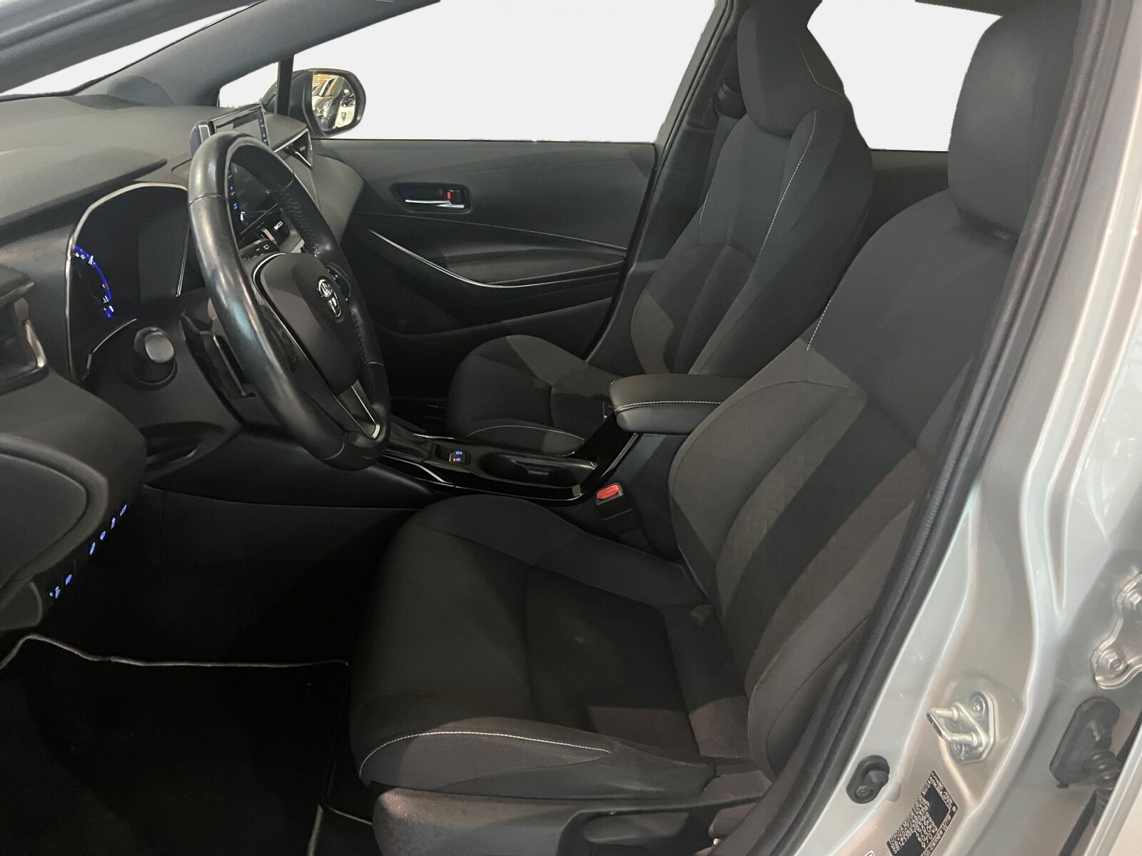 Billede af Toyota Corolla Touring Sports 2,0 Hybrid H3 Premium E-CVT 180HK Stc 6g Aut.