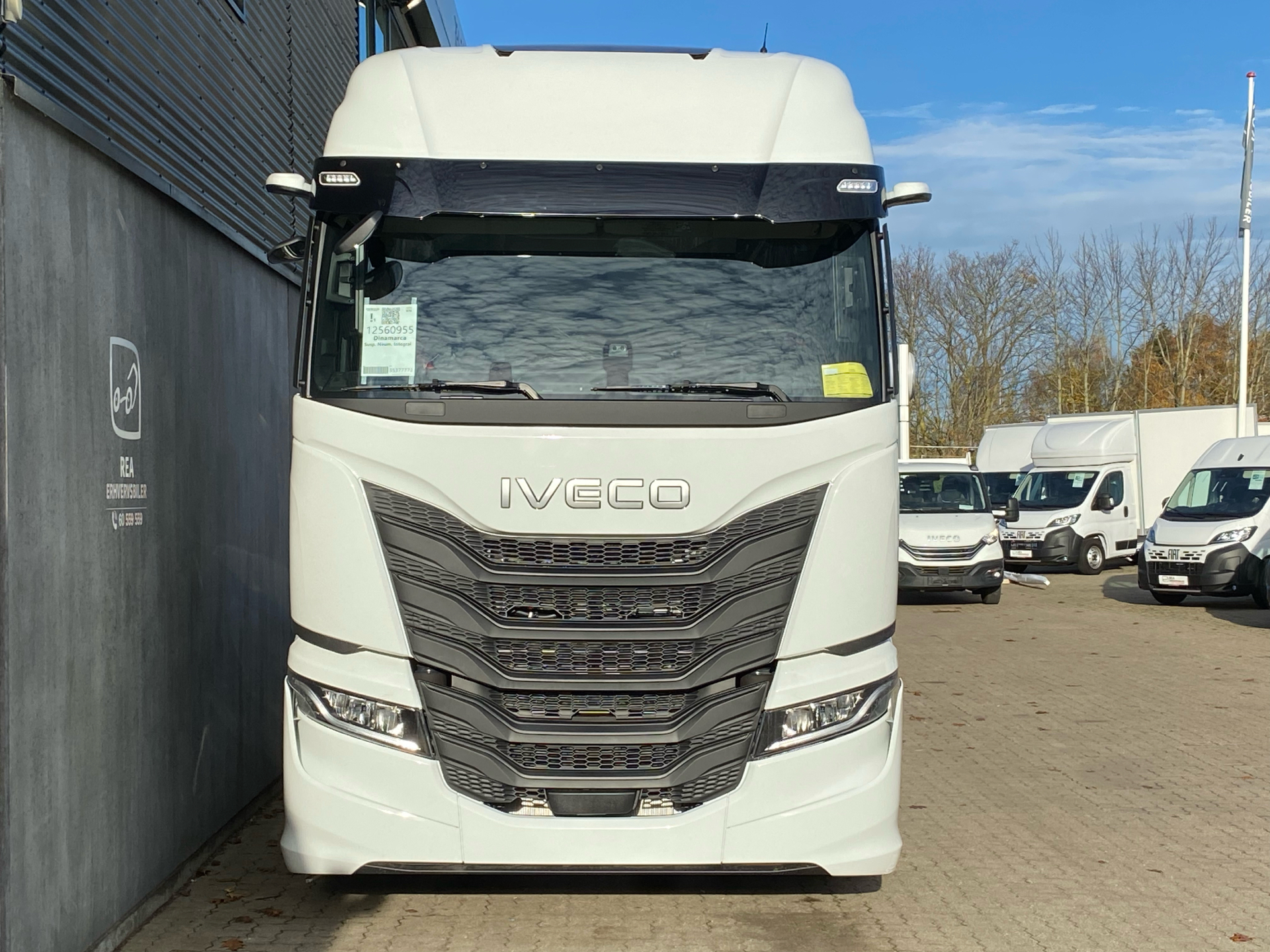 Billede af Iveco S-Way 12,9 D AS440S49-E6e Twinsteer 570HK 12g Aut.