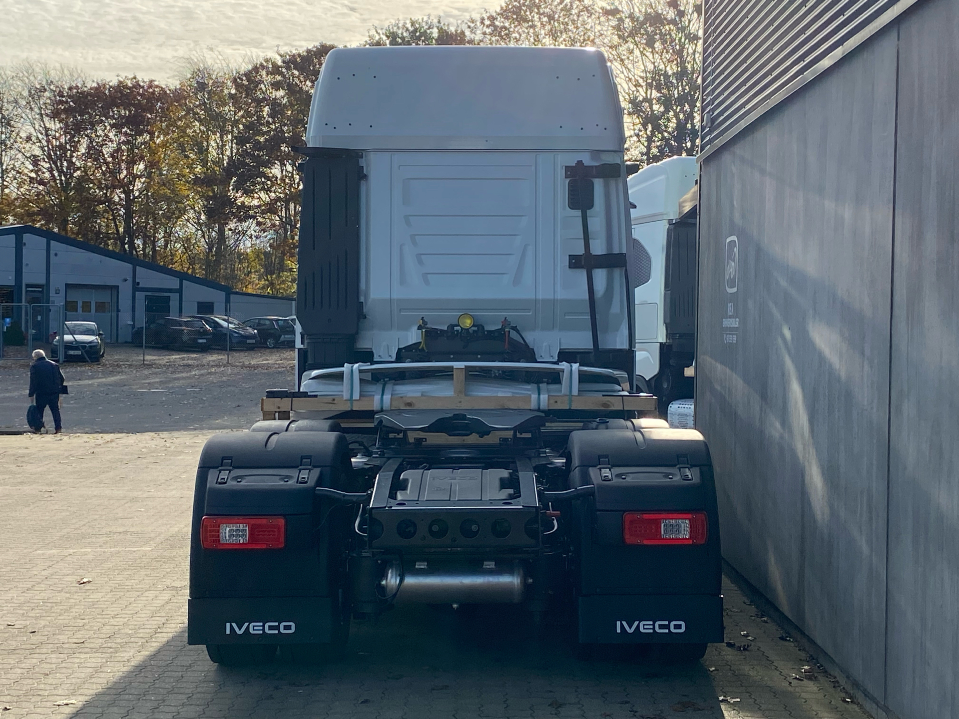 Billede af Iveco S-Way 12,9 D AS440S49-E6e Twinsteer 570HK 12g Aut.
