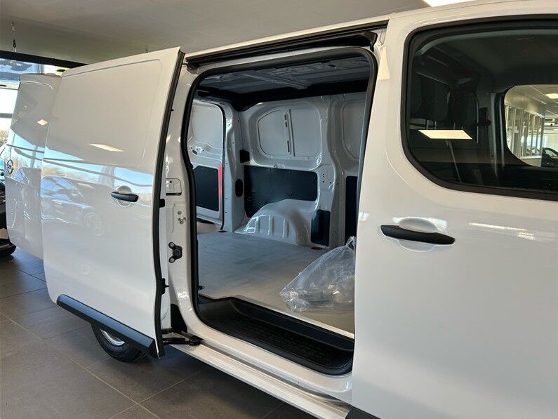 Billede af Opel Vivaro-e L2V1 EL Enjoy+ 136HK Van Aut.