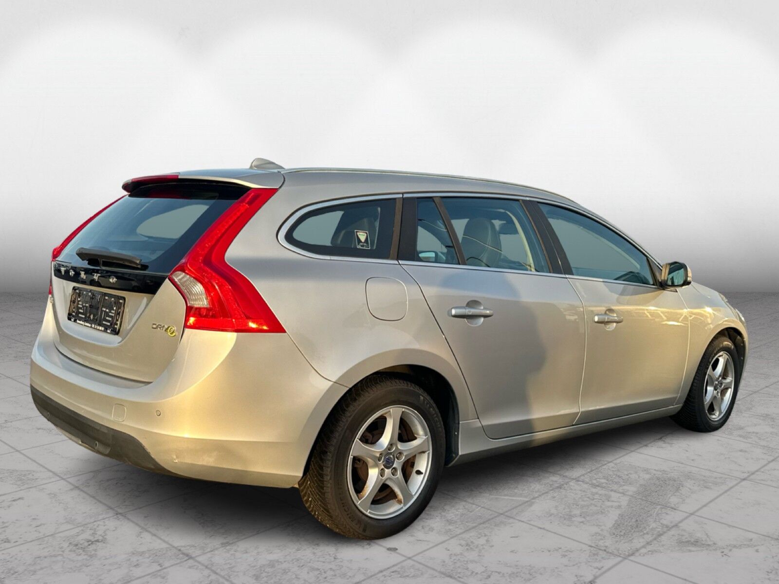 Billede af Volvo V60 1,6 DRIVe Summum Start/Stop 115HK Stc 6g