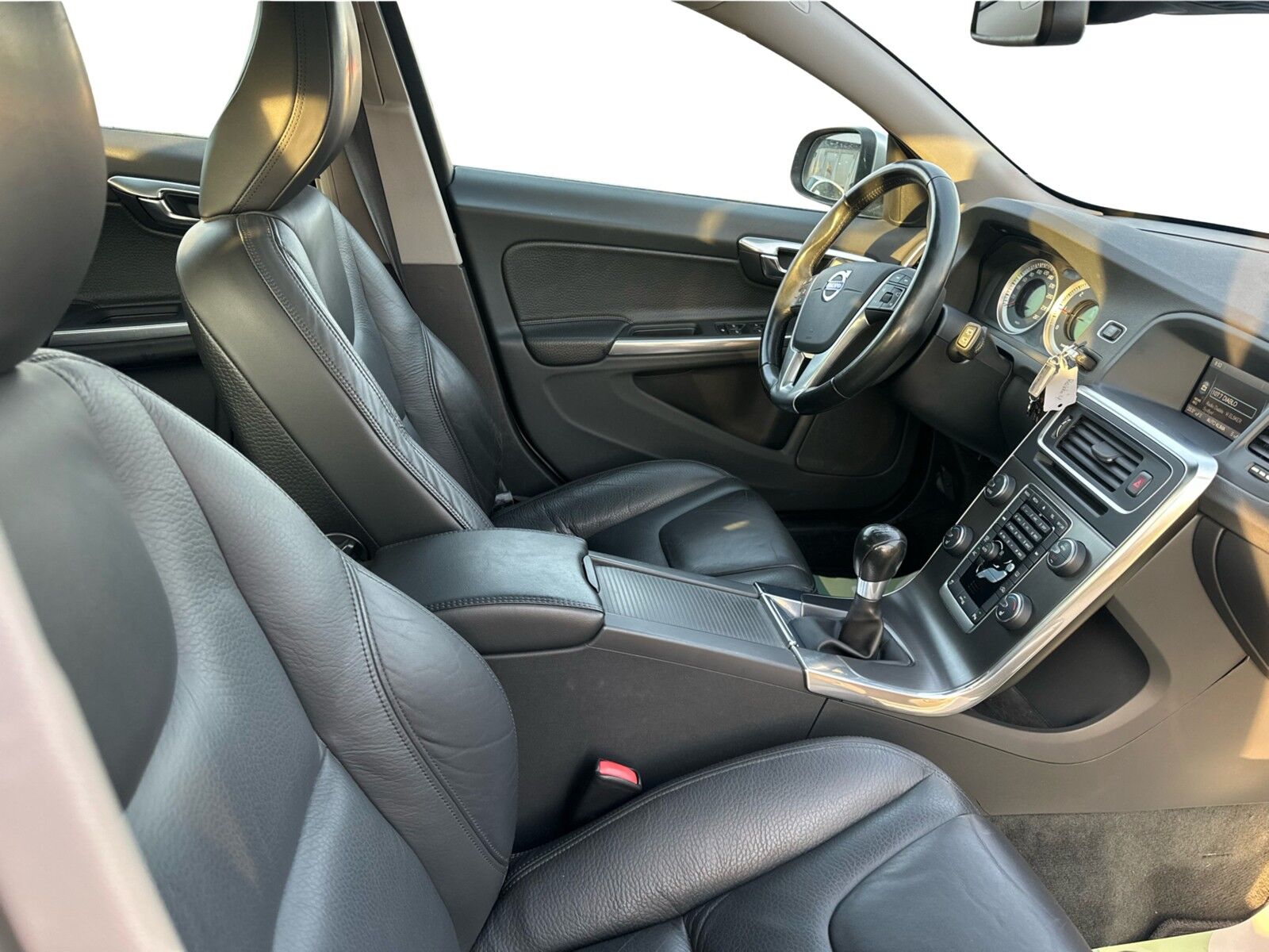 Billede af Volvo V60 1,6 DRIVe Summum Start/Stop 115HK Stc 6g