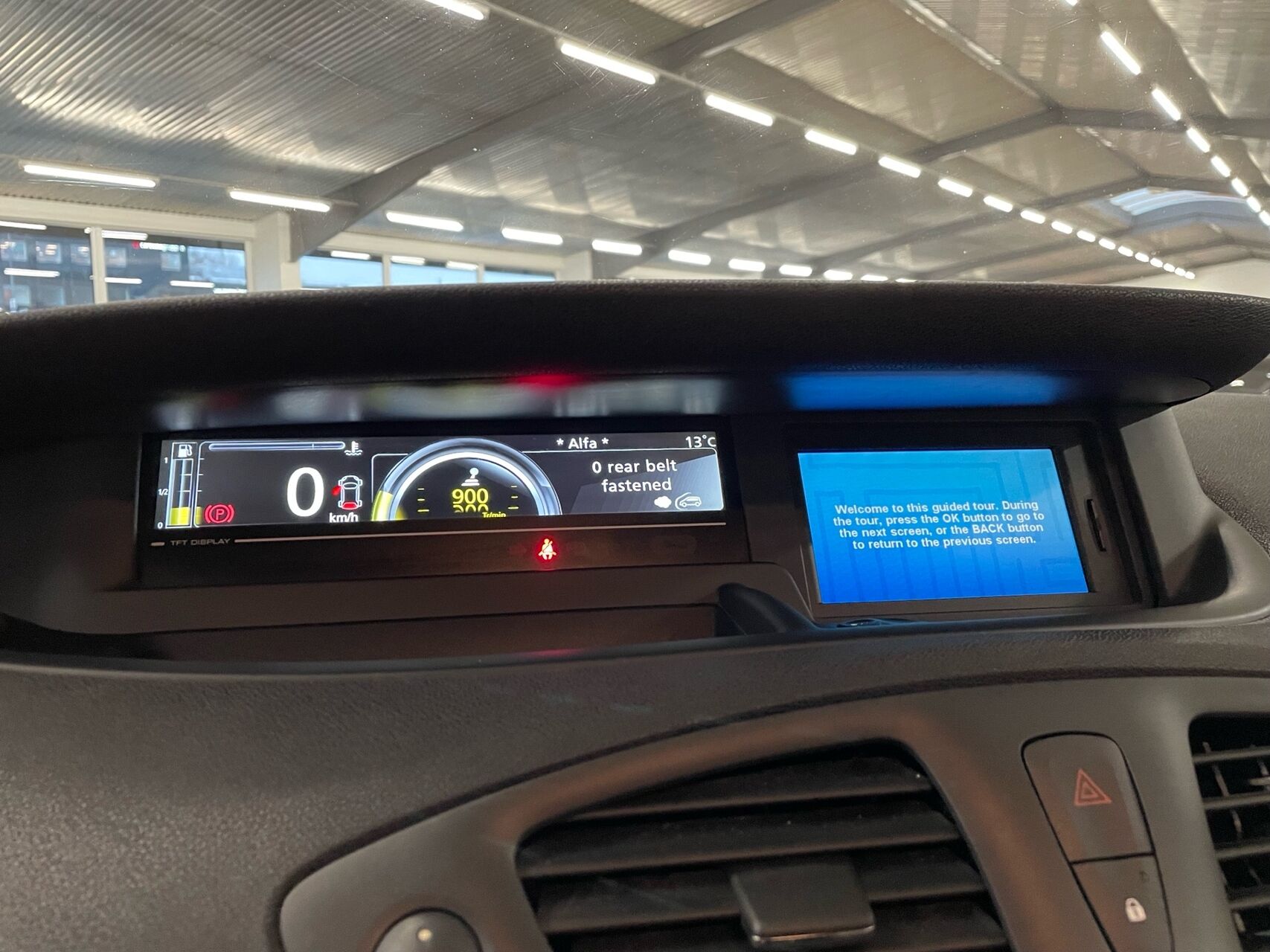 Billede af Renault Grand Scénic 7 pers. 1,6 16V Expression 110HK 6g