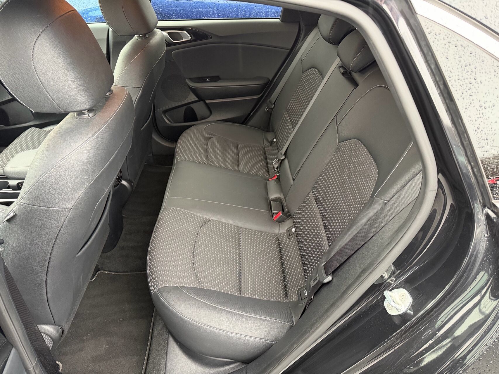 Billede af Kia Ceed 1,6 CRDI  Mild hybrid Comfort m/Collection DCT 136HK 5d 7g Aut.