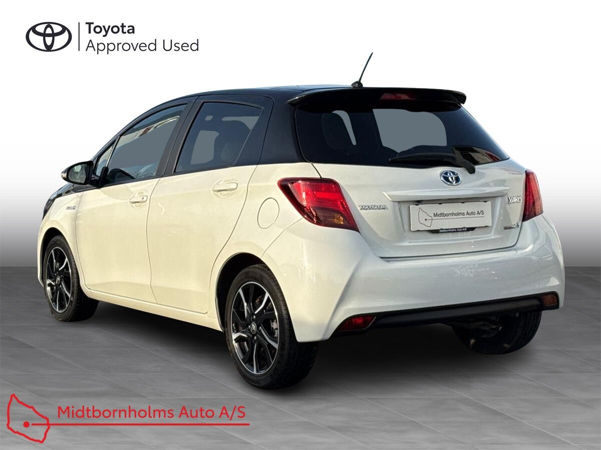 Billede af Toyota Yaris 1,5 Hybrid Pure E-CVT 100HK 5d Trinl. Gear