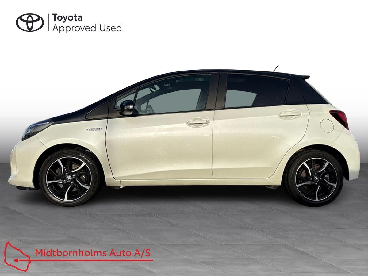 Billede af Toyota Yaris 1,5 Hybrid Pure E-CVT 100HK 5d Trinl. Gear
