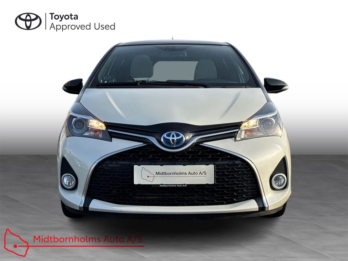 Billede af Toyota Yaris 1,5 Hybrid Pure E-CVT 100HK 5d Trinl. Gear