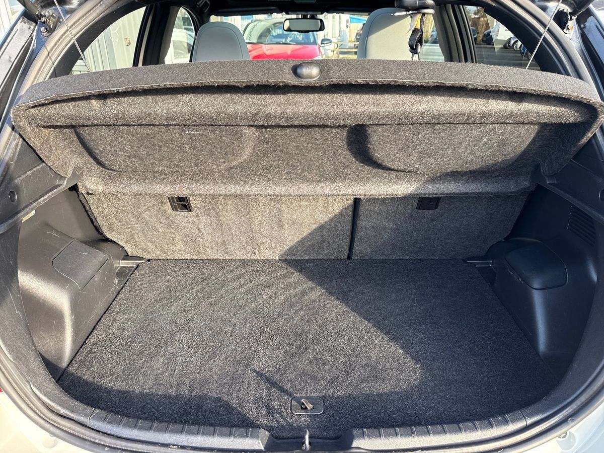 Billede af Toyota Yaris 1,5 Hybrid Pure E-CVT 100HK 5d Trinl. Gear