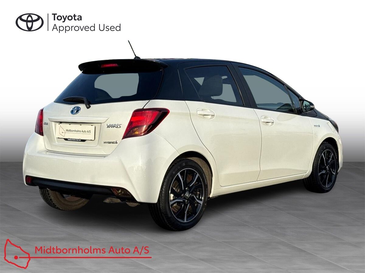 Billede af Toyota Yaris 1,5 Hybrid Pure E-CVT 100HK 5d Trinl. Gear