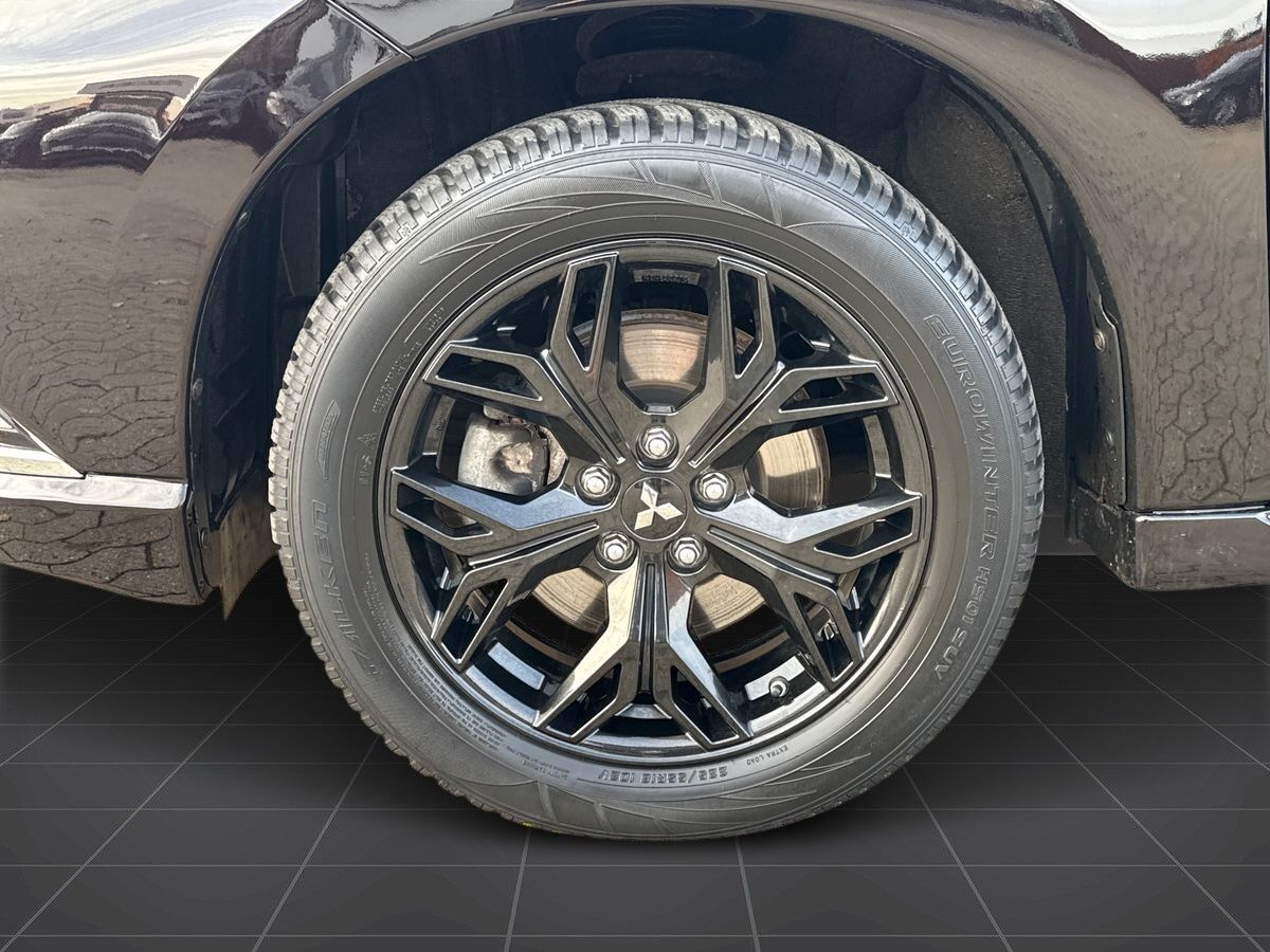 Billede af Mitsubishi Outlander 2,4 PHEV  Plugin-hybrid Intense 4WD 224HK 5d 6g Trinl. Gear