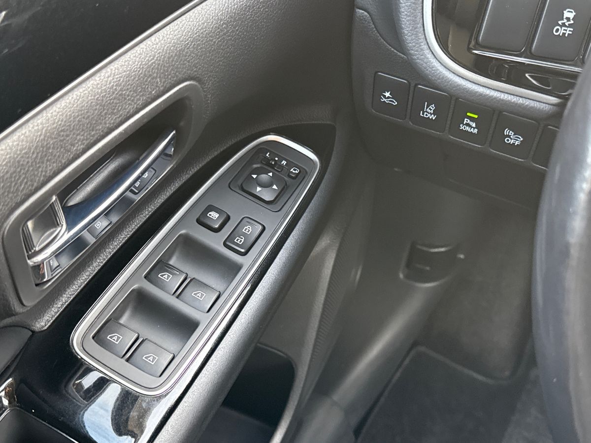 Billede af Mitsubishi Outlander 2,4 PHEV  Plugin-hybrid Intense 4WD 224HK 5d 6g Trinl. Gear